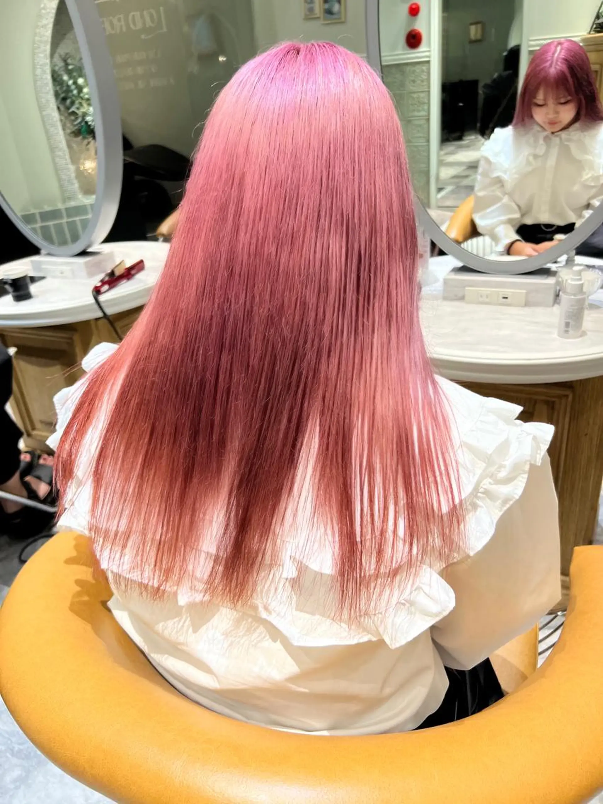 ロング ボブ ハイライト 髪質改善 韓国風ヘア 小顔カット ヘアカラー トリートメント 透明感カラー/カット 髪質改善/森栄範のヘアスタイル