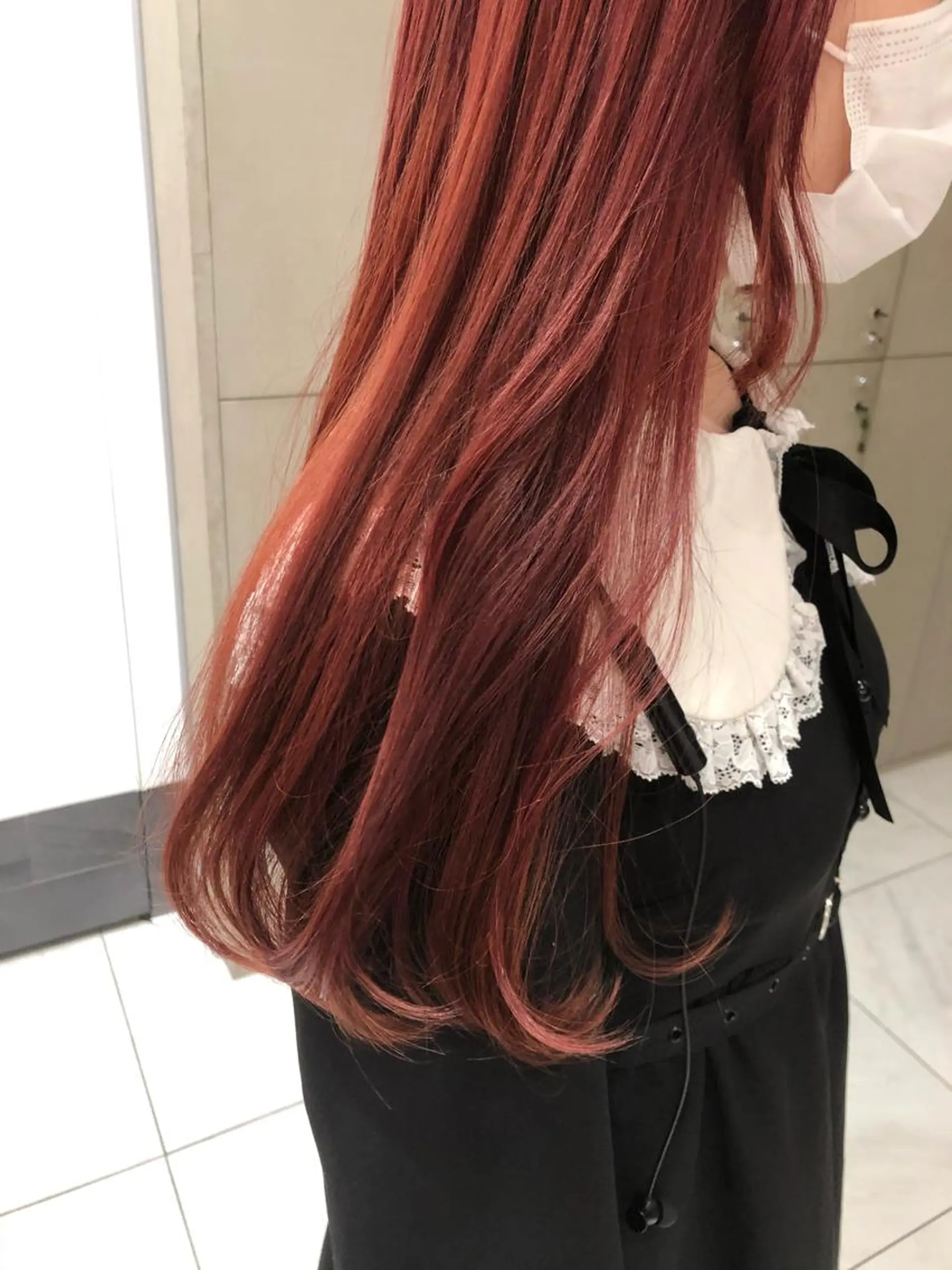 ロング カラー ブリーチ ピンクカラー バイオレットカラー 古屋 花織のヘアスタイル