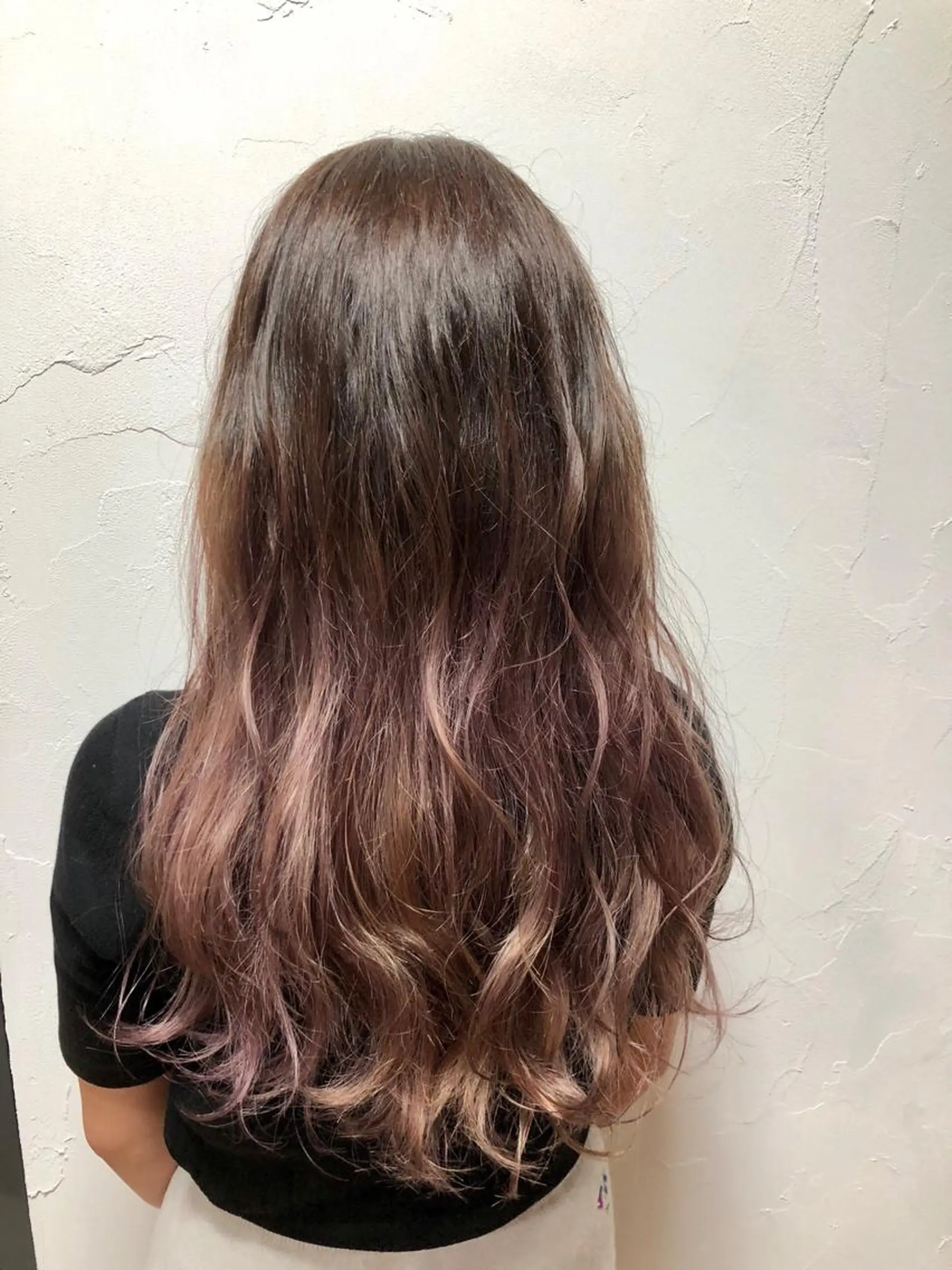 ロング カラー ブリーチ グラデーションカラー ピンクカラー Laf.【ラフ］北坂戸駅前所属・🌈New Open Laf.🌈奥居伸輔のヘアスタイル