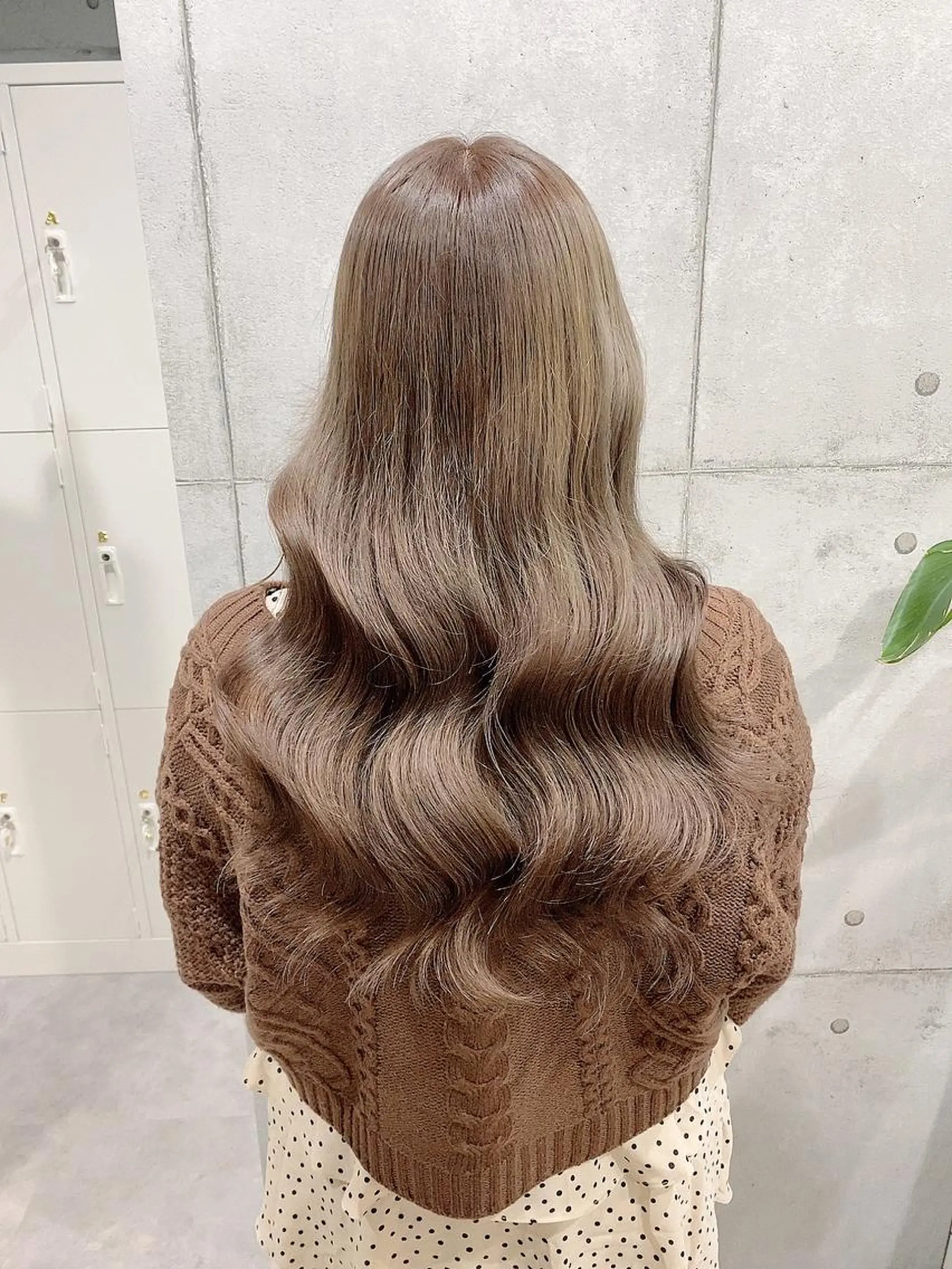 ロング ヘアカラー トリートメント ヘアセット newi赤羽 HINATAのヘアスタイル