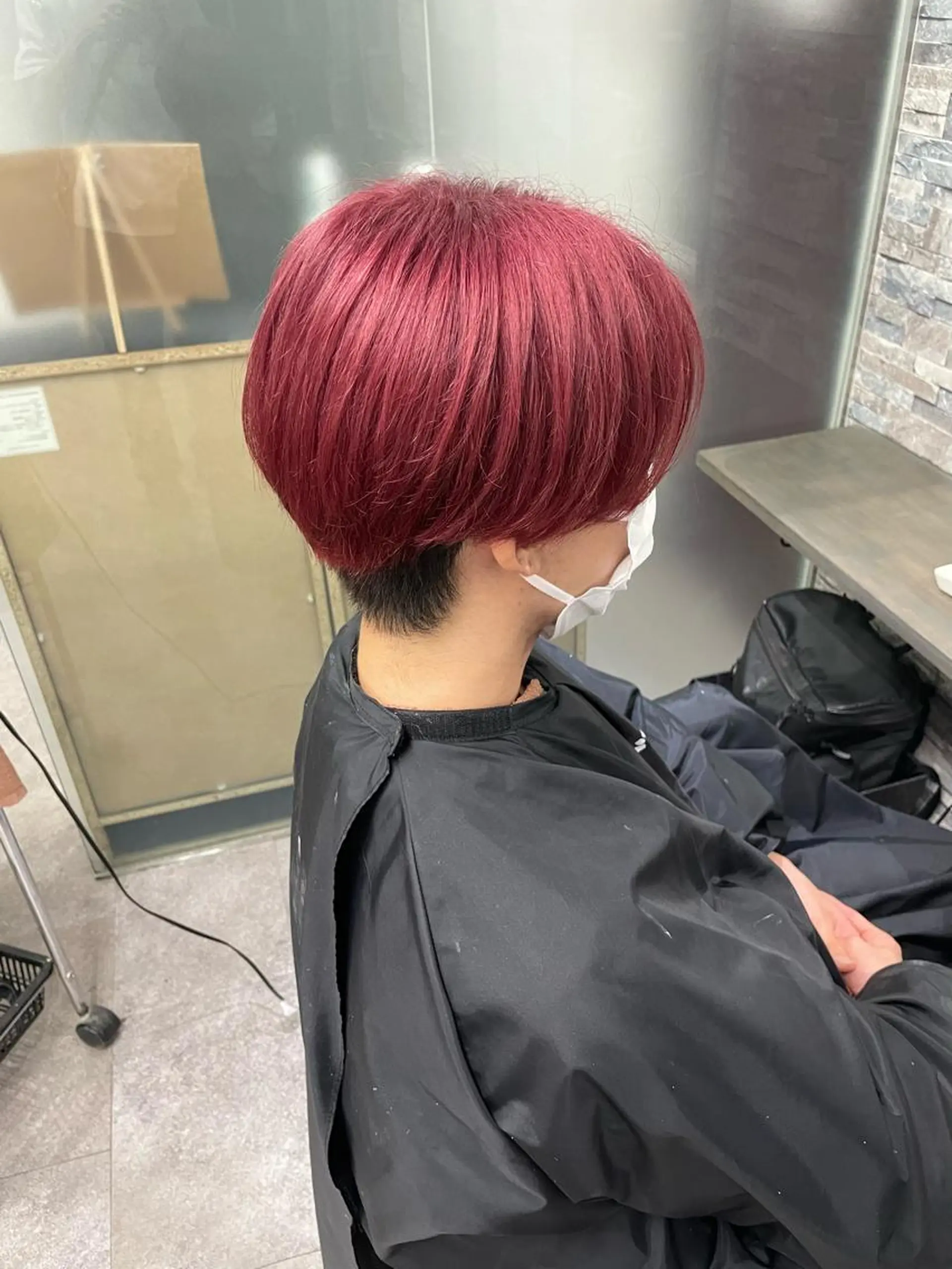 ショート カラー ブリーチエクステ 🎩カズキ🎩のヘアスタイル