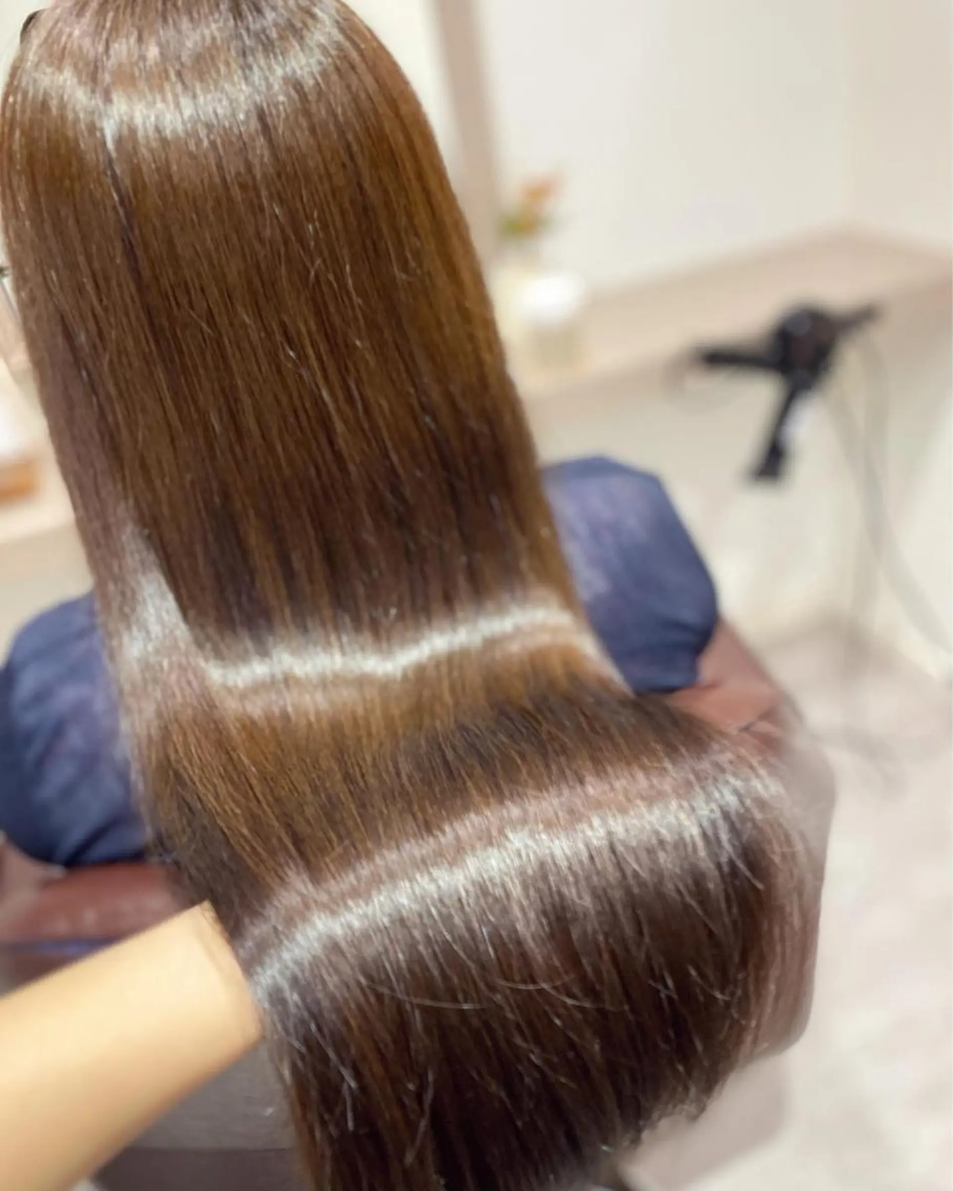 ロング カラー 髪質改善 カット ヘアカラー トリートメント 荒木 ひろかのヘアスタイル