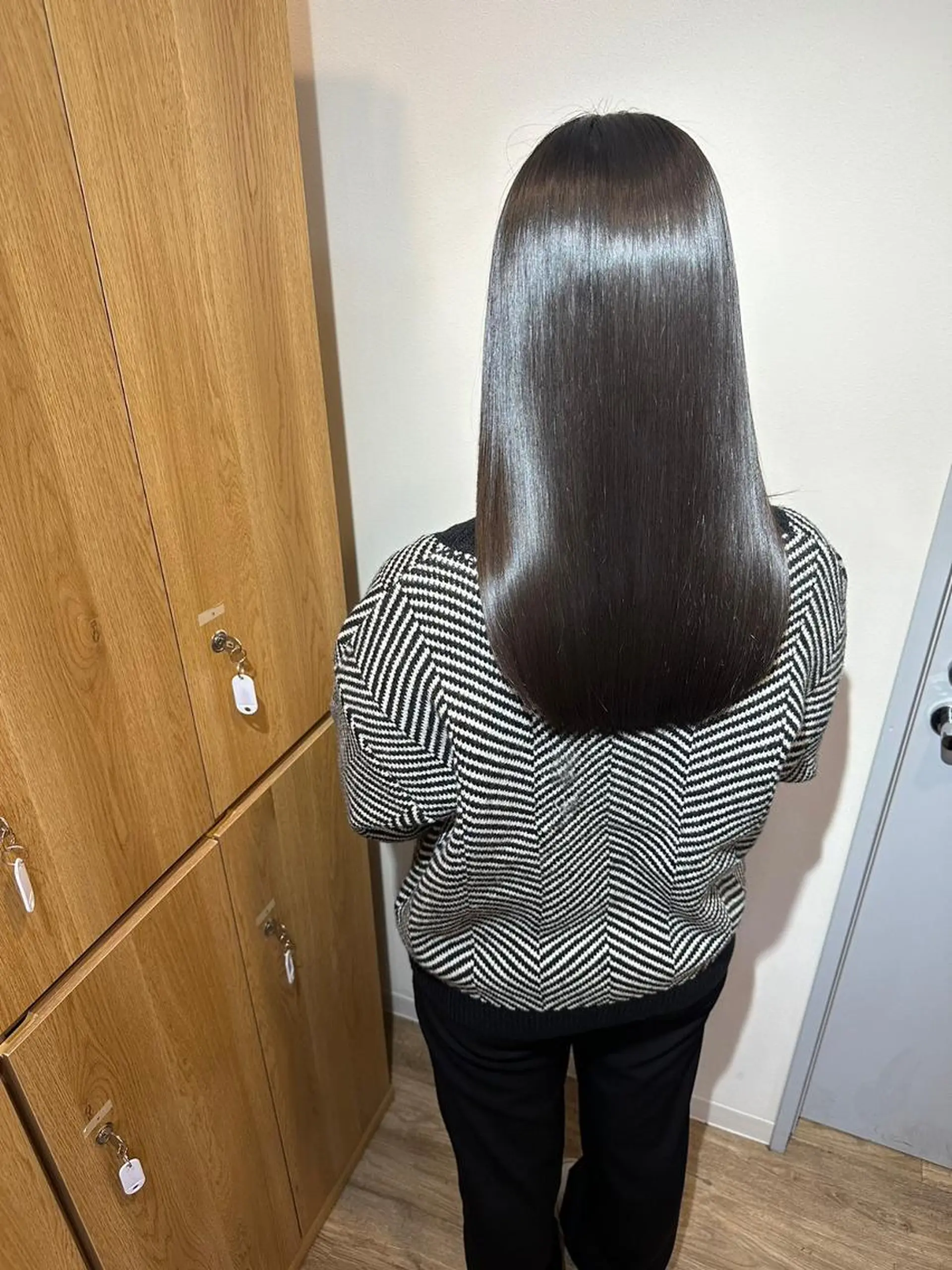 ロング カット トリートメント ioe 茶屋町のヘアスタイル