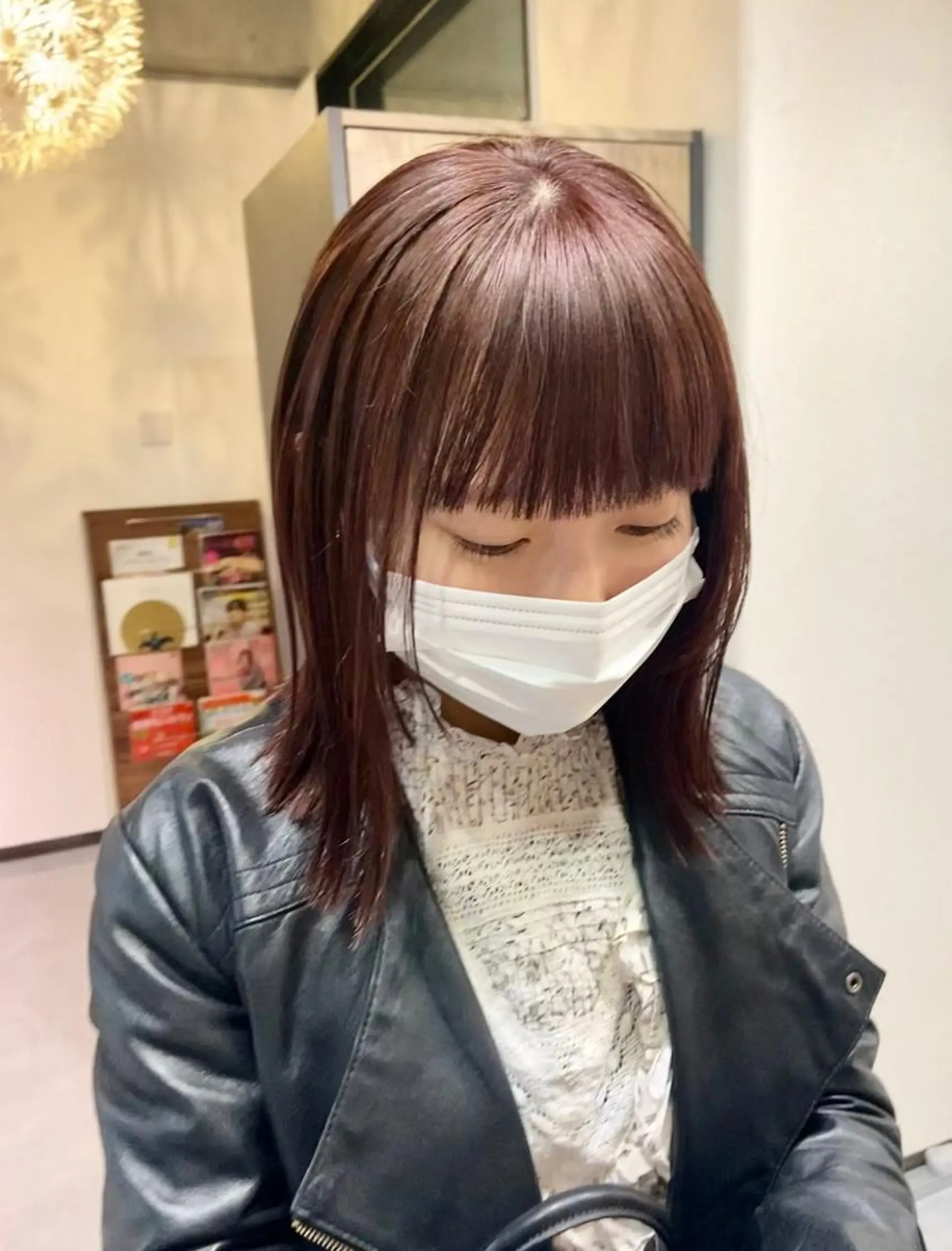 ミディアム カラー 切りっぱなしボブ イルミナカラー ボブ 田中 あやなのヘアスタイル