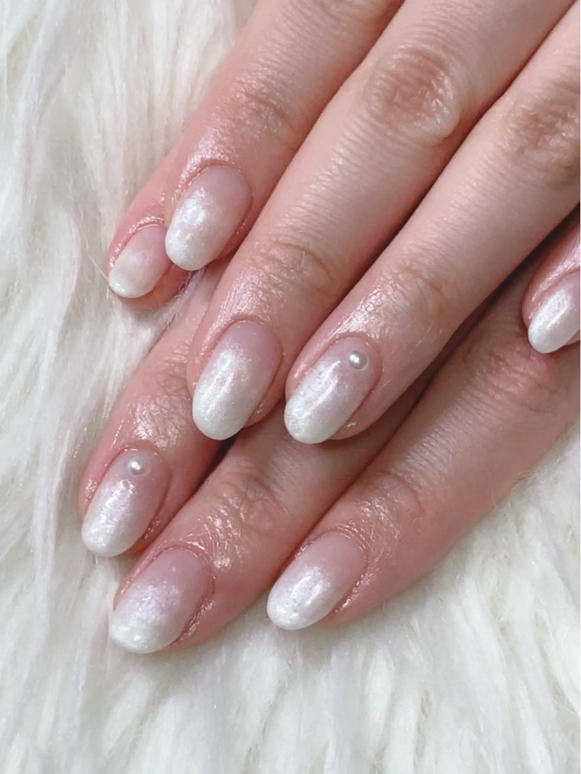 ネイル ホワイト ネイルケアサロン Campanulaのネイルデザイン