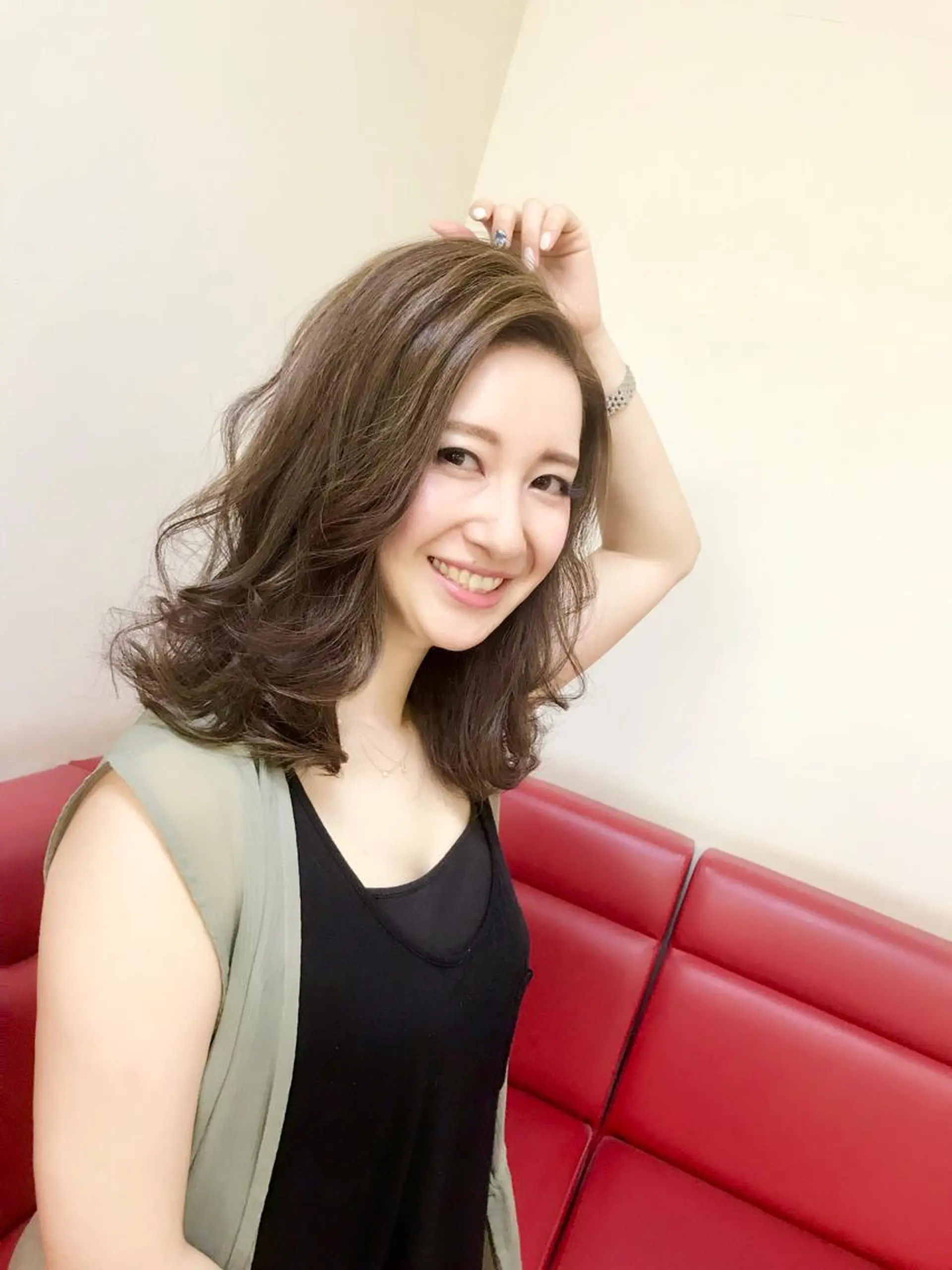 セミロング カラー パーマ ヘアアレンジ ネイル マツエク・マツパ backstage.AZ所属・吉川 宙翔のヘアスタイル