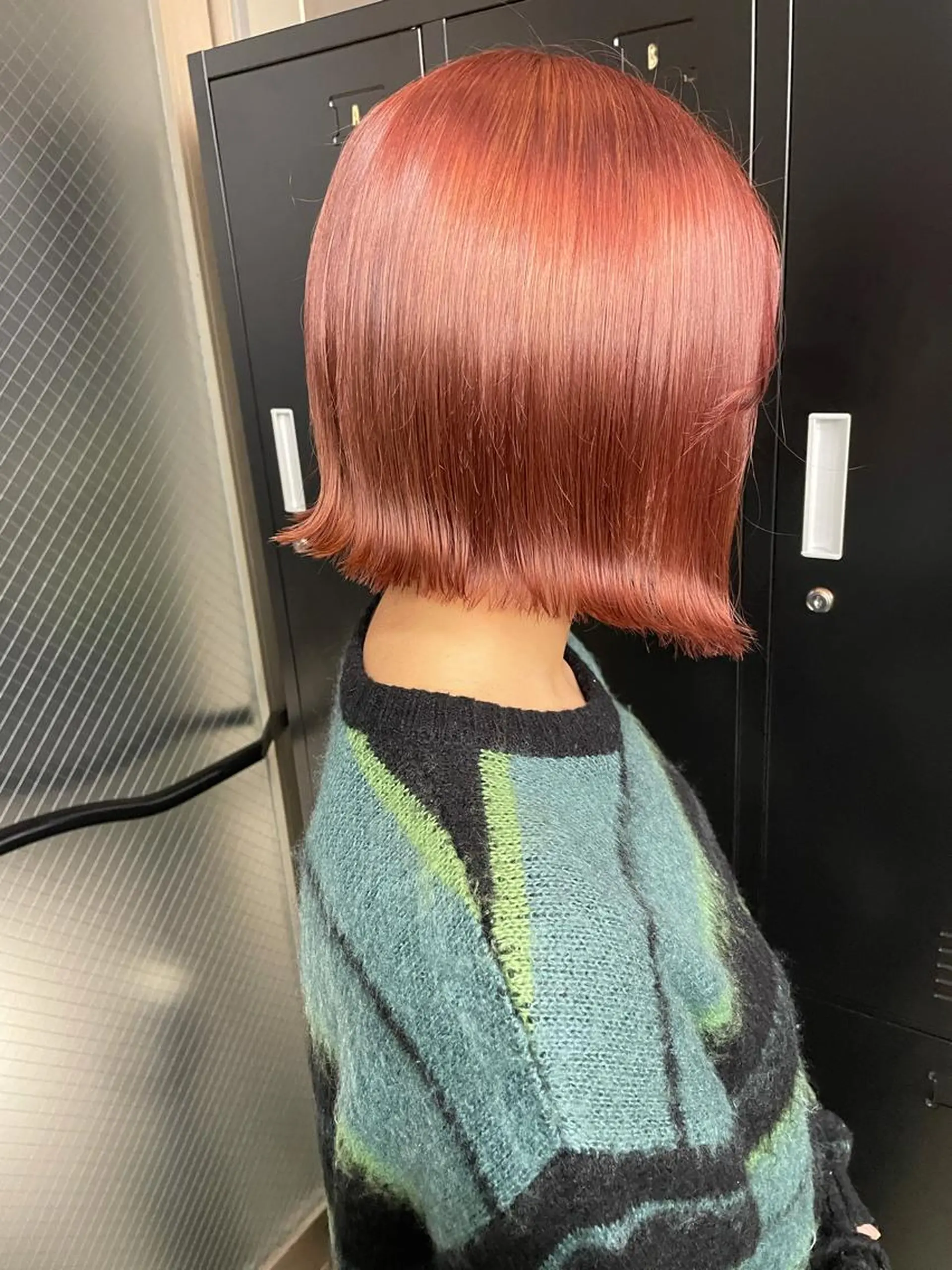 ショート ボブレイヤー ミストバング ボブ ハイライト 韓国風ヘア カット ヘアカラー トリートメント 韓国風レイヤー ハイトーンRYOTAのヘアスタイル