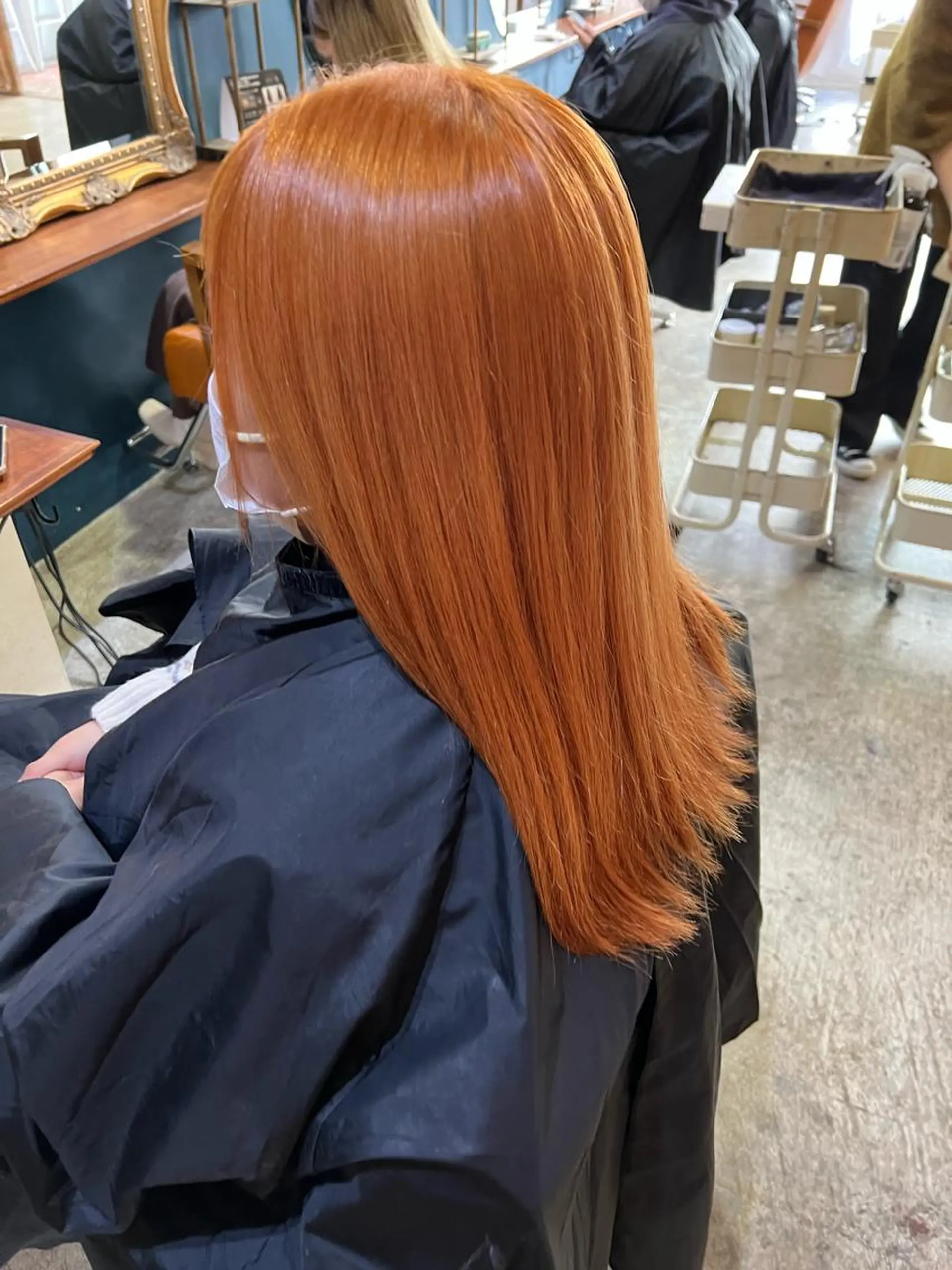 セミロング カラー ヘアアレンジ オレンジ ヘアカラー トリートメント ヘアセット 金子 廉のヘアスタイル