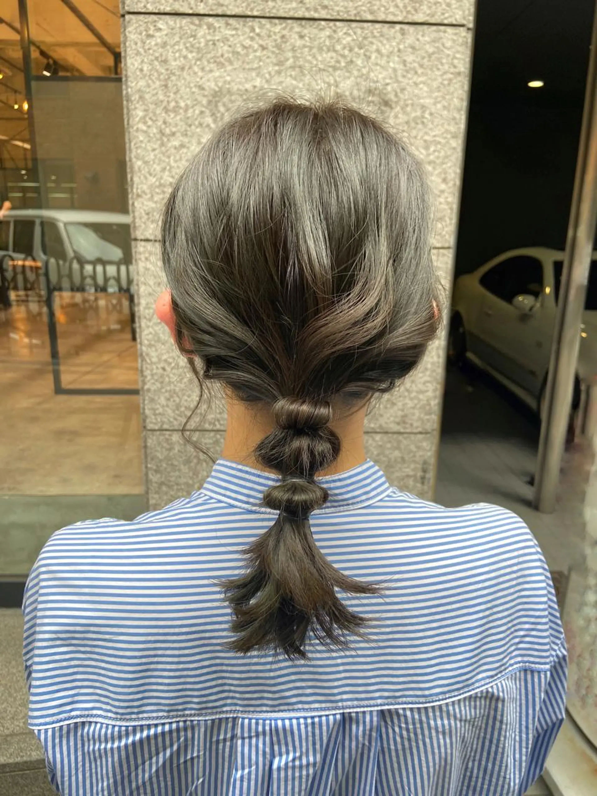 セミロング カラー ベージュカラー オリーブベージュ ノイシキ サキのヘアスタイル