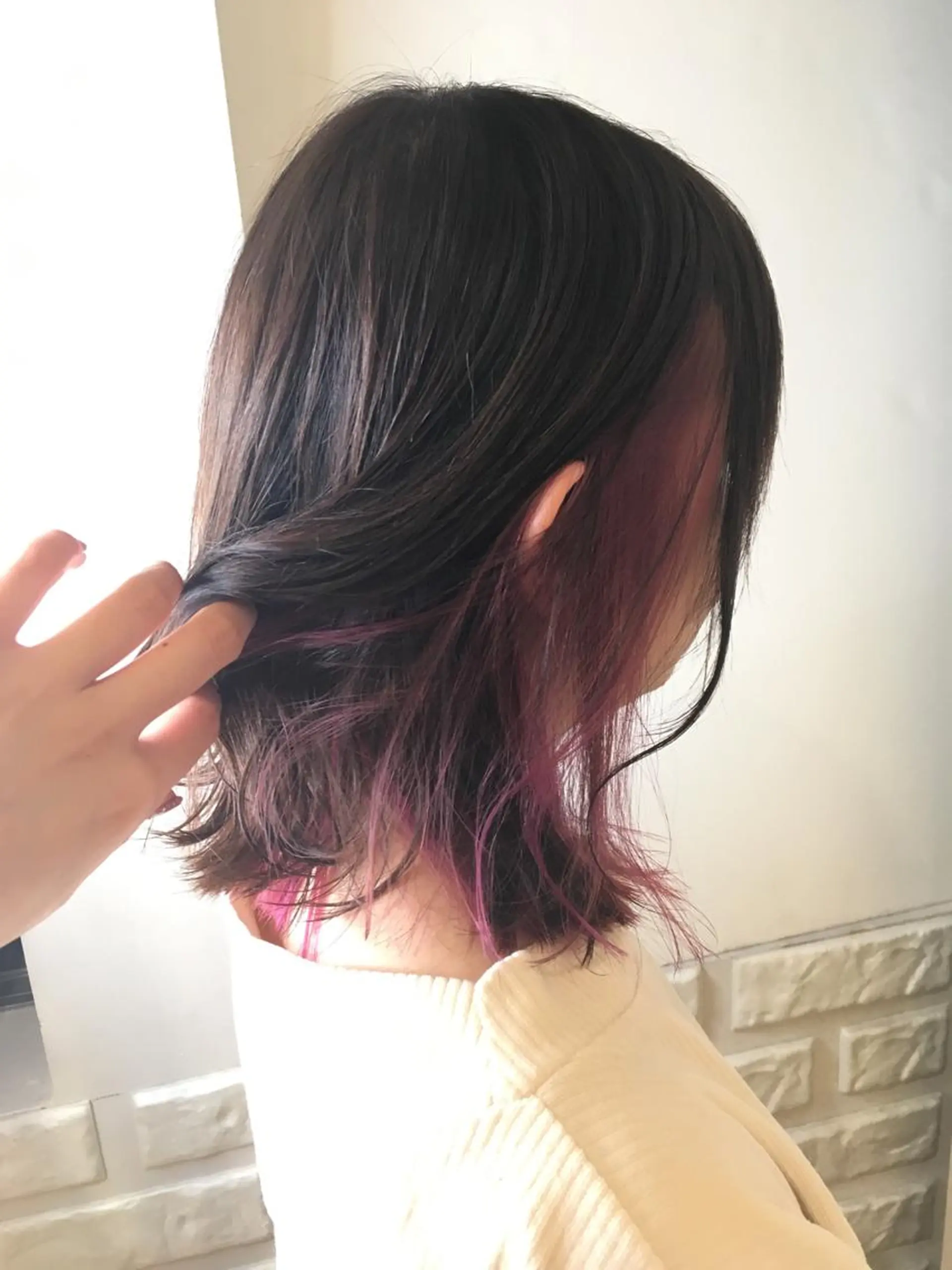 ミディアム カラー インナーカラー ピンクカラー ピンクパープル パープルカラー 農添 杏のヘアスタイル