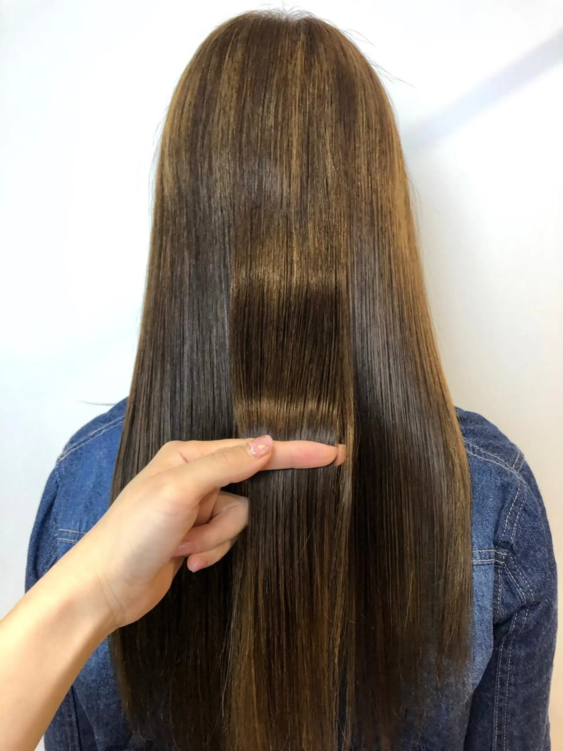 ロング カラー ヘアカラー トリートメント 青野 文香のヘアスタイル