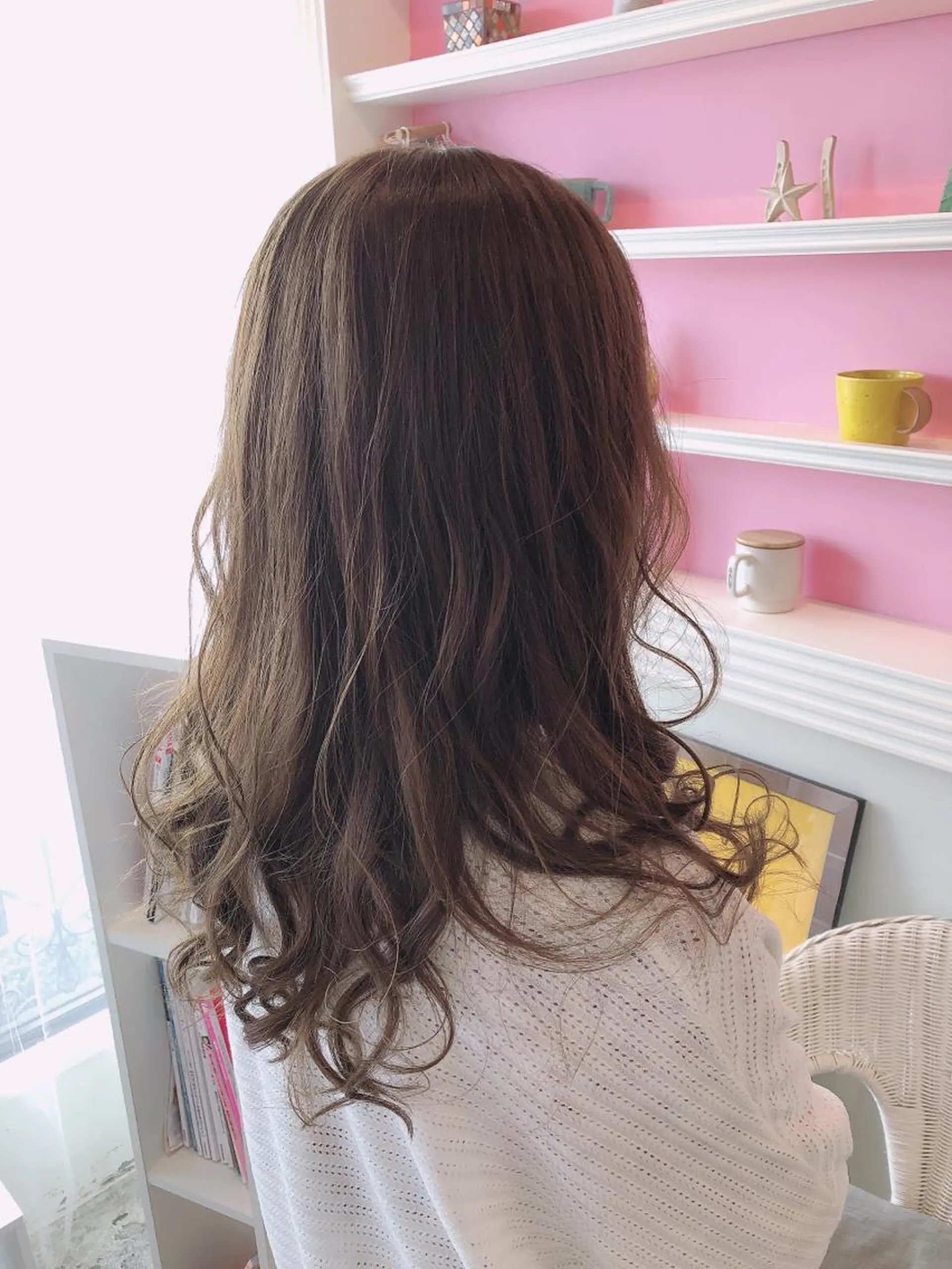 ロング カラー イルミナカラー カット ヘアカラー トリートメント 浦山 和之のヘアスタイル