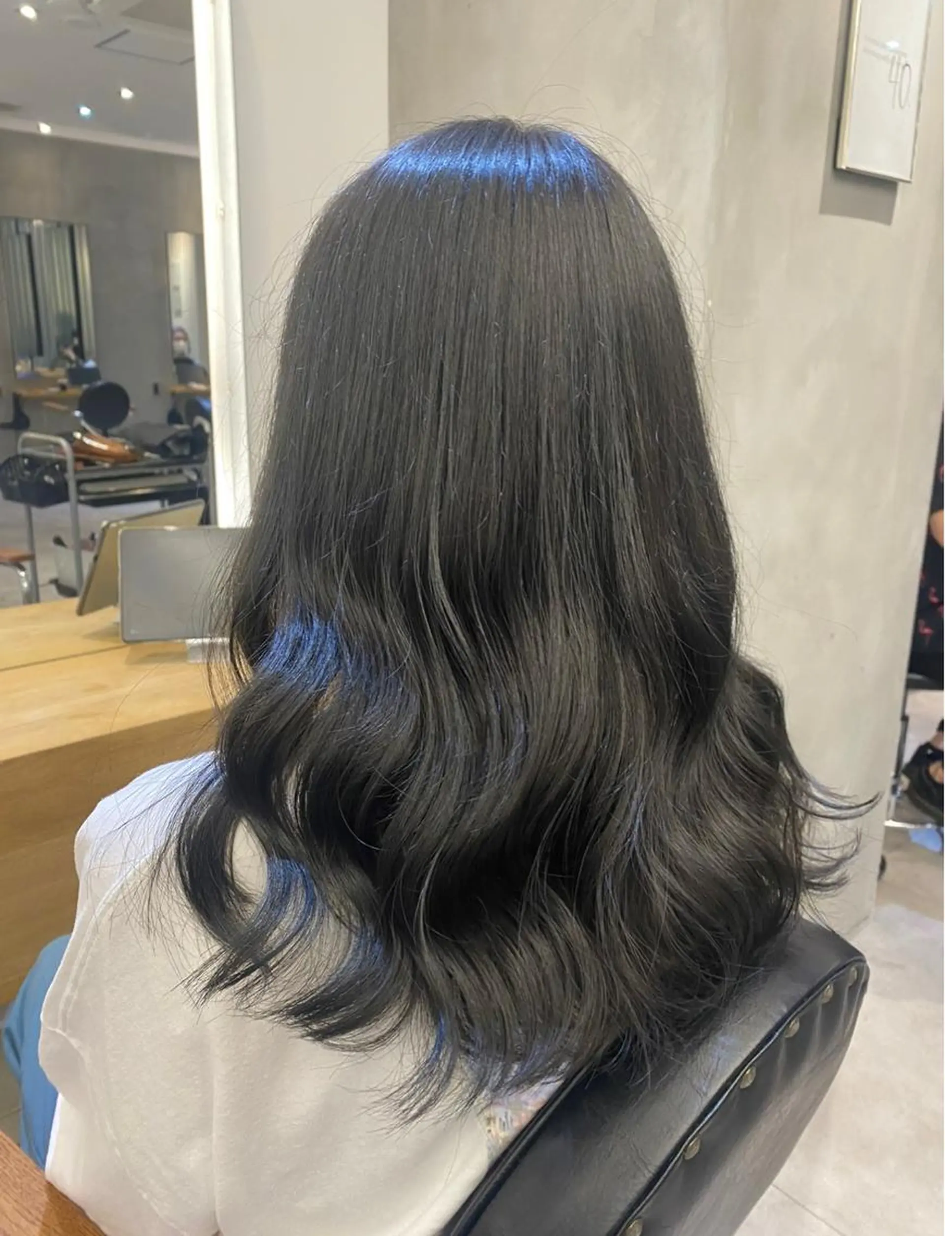 セミロング カット 【渋谷】艶髪特化♡ 艶髪先生のヘアスタイル