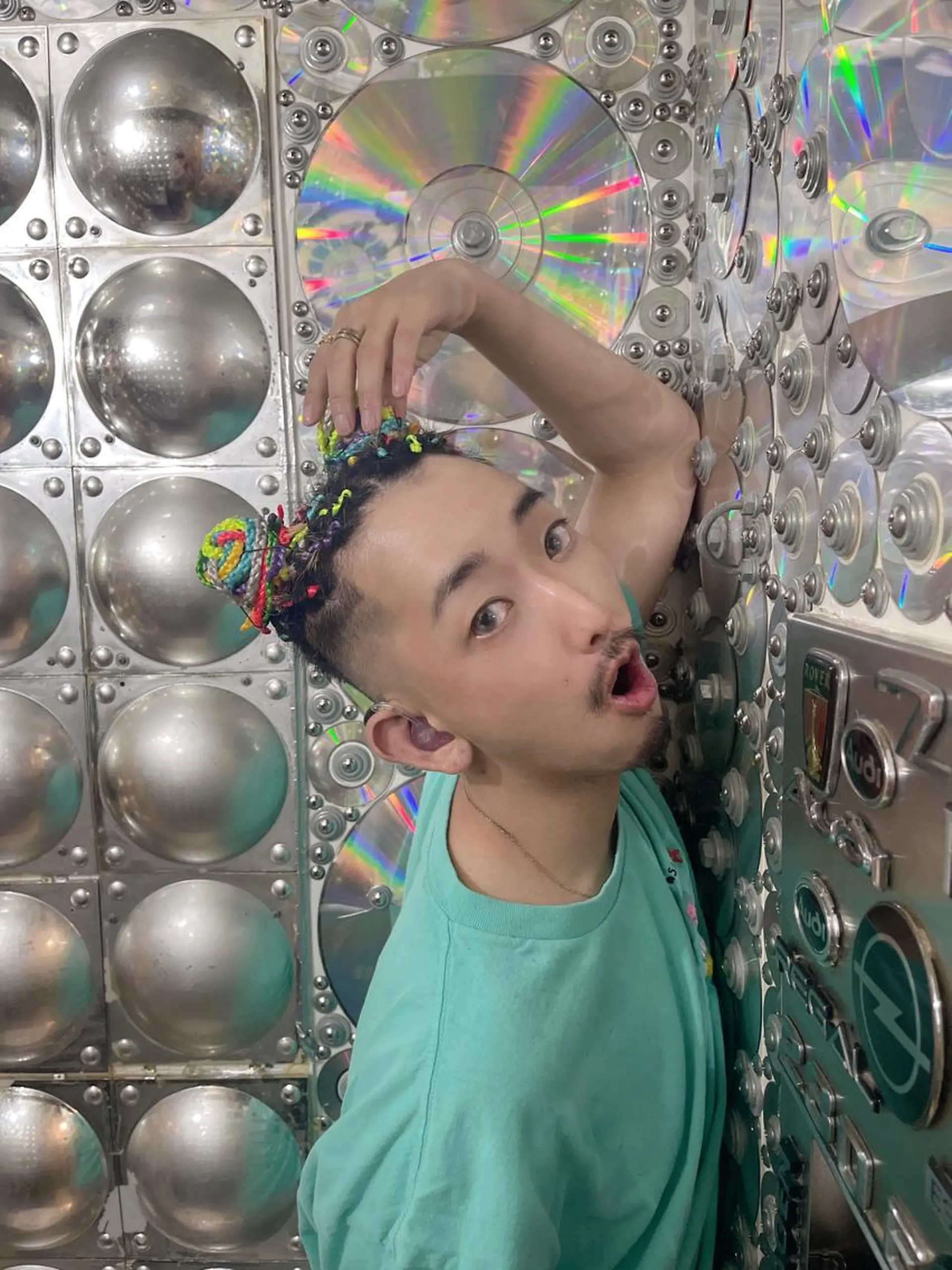 ショート カラー ヘアアレンジ haco+所属・🌈派手髪エクステ ブレイズ🌈ひろとのヘアスタイル