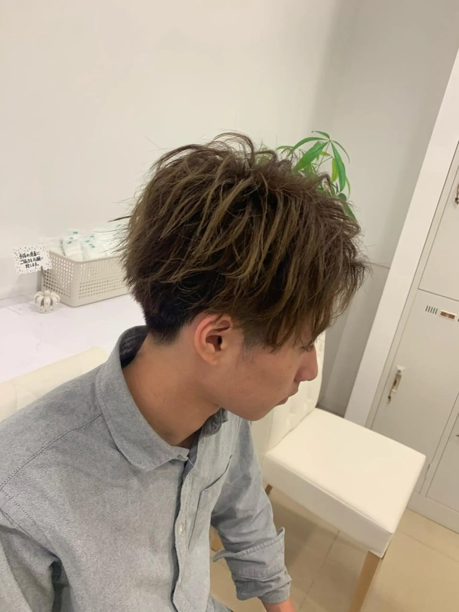 ショート カラー ヘアアレンジ メンズ センターパート マッシュ IwAsh中山所属・✂︎中山ブリーチ・ パーマ✂︎露木智也のヘアスタイル