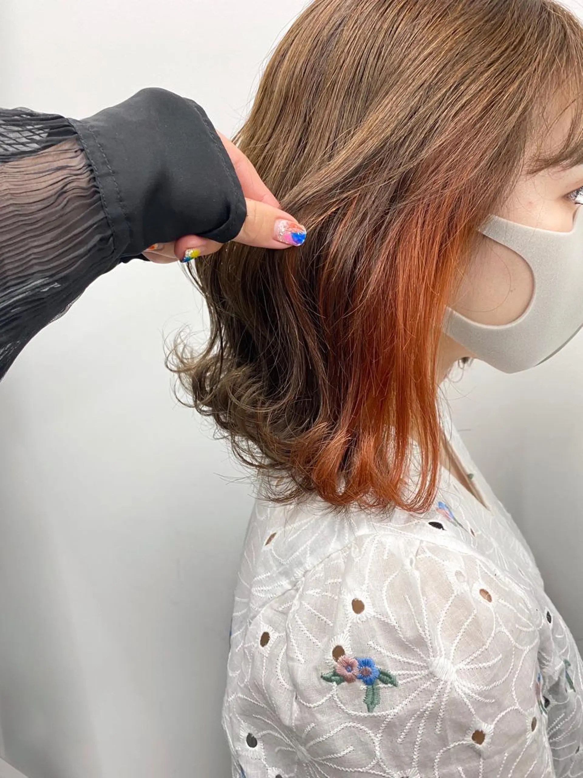 ショート カラー インナーカラー オレンジ 韓国風ヘア momo所属・メンズヘアメイク 🩵Mayuki🩵のヘアスタイル