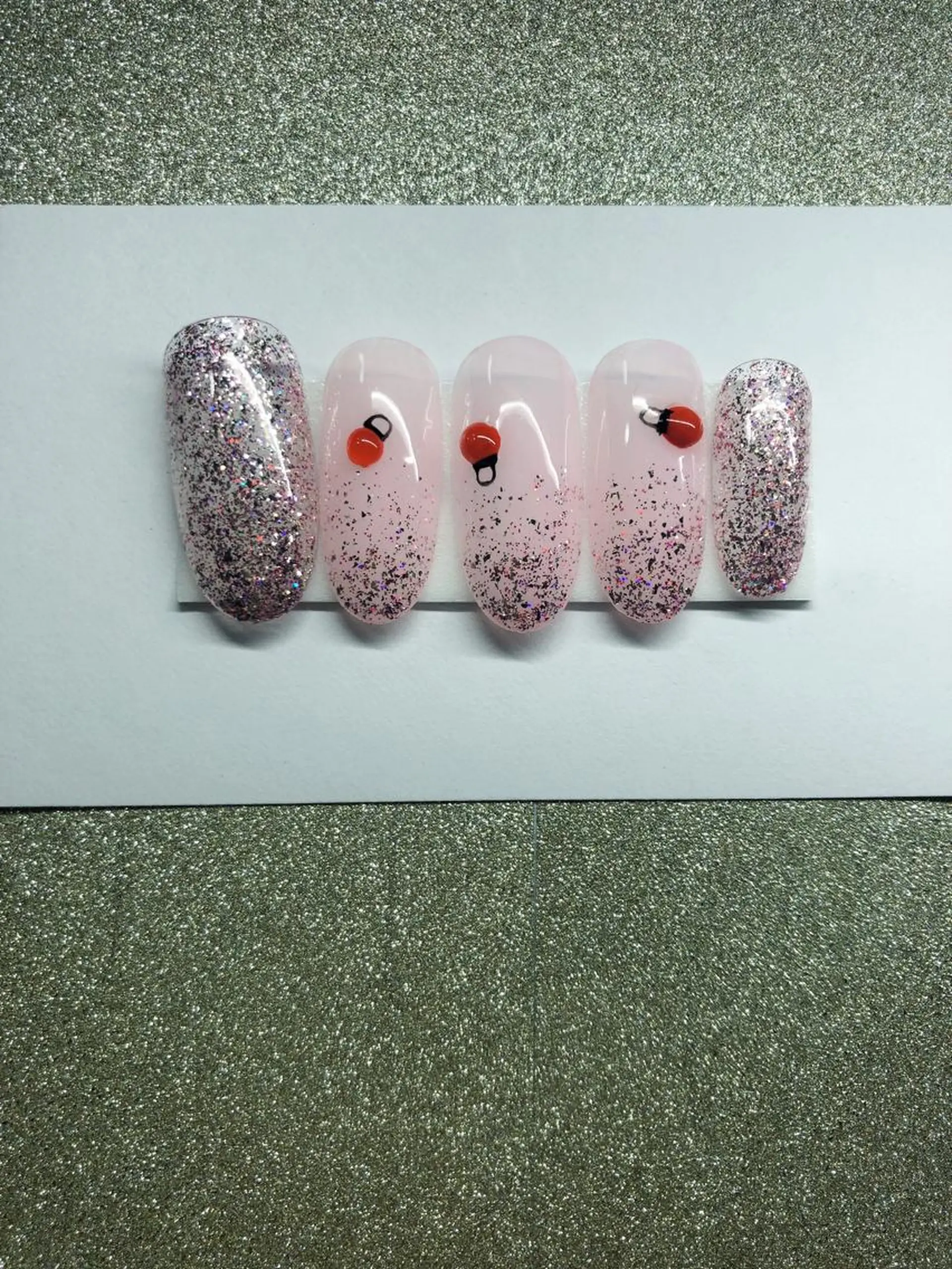 ネイル 中国整体院中の ネイルサロン💅のネイルデザイン
