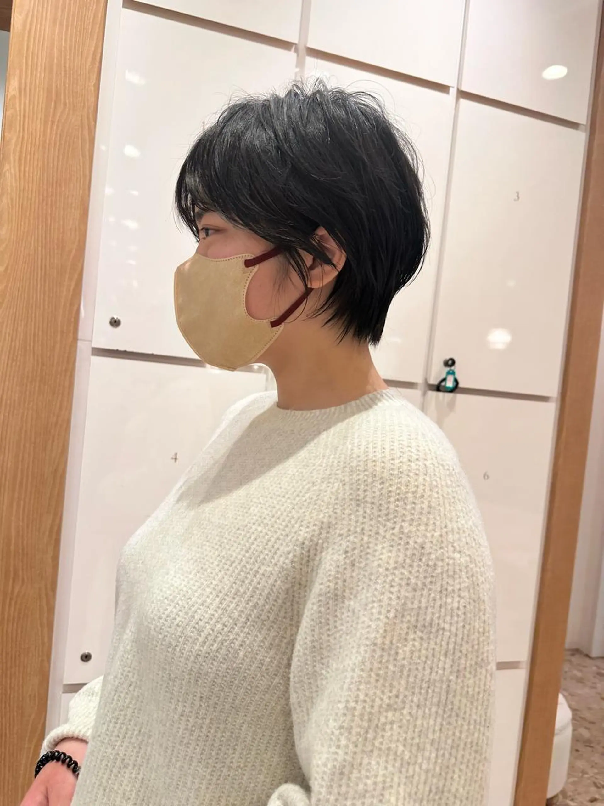 ショート カラー ヘアアレンジ ショートボブ ハンサムショート 丸みショート ハイライトカラー ハイトーンカラー 🌿ブリーチ/髪質 改善/🌿‬JINのヘアスタイル