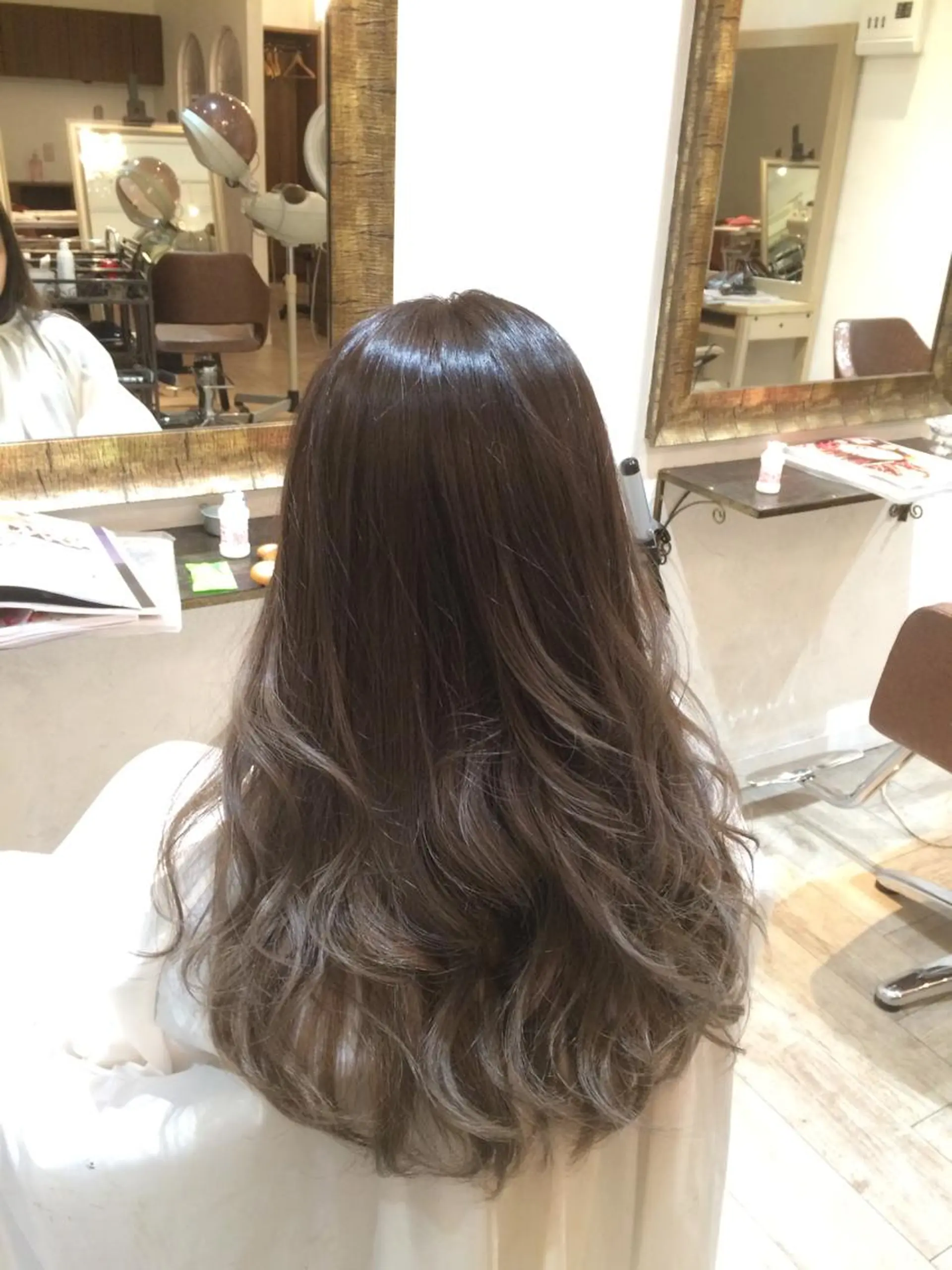 カラー サロウィン所属・K-POP好き美容師 🇰🇷Kai.Yのヘアスタイル