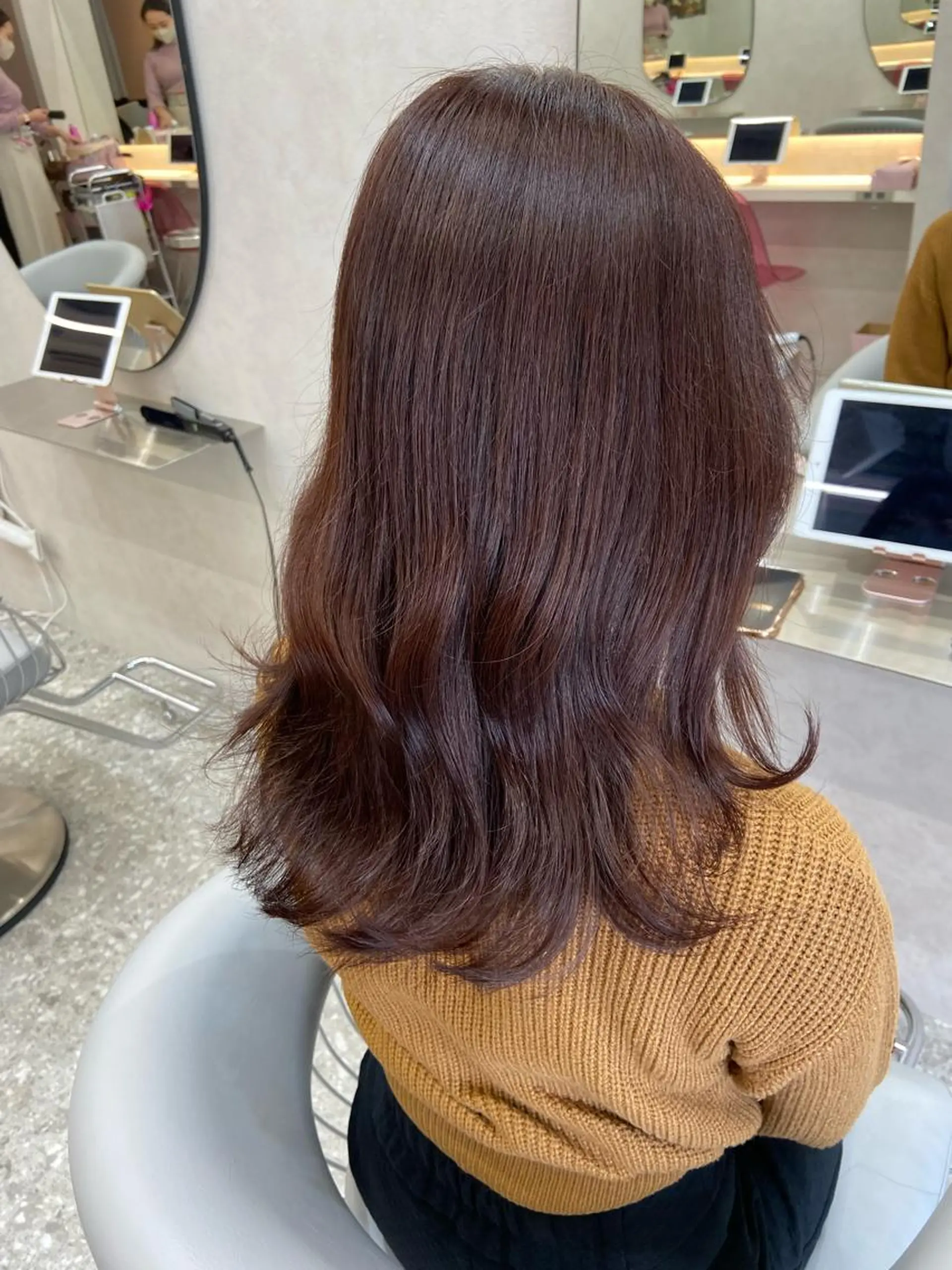 セミロング カラー ブラウンカラー ピンクカラー ピンクブラウン くびれヘア 韓国風ヘア カット ヘアカラー トリートメント 新宿/韓国ヘア 中明度カラー/かやのヘアスタイル