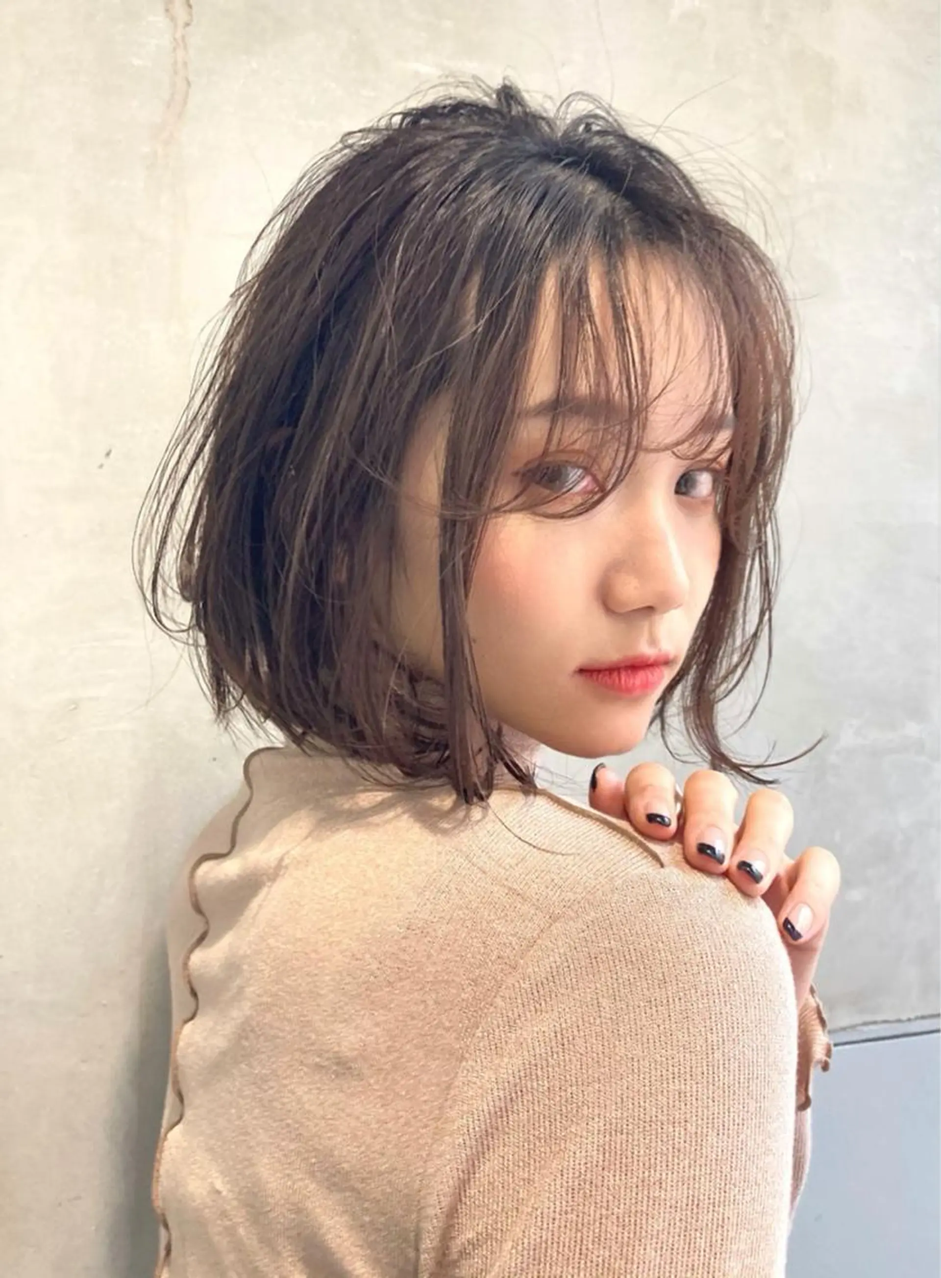 ミディアム カラー ヘアアレンジ ベージュカラー ココアベージュ ヘアカラー トリートメント 山崎 澪のヘアスタイル