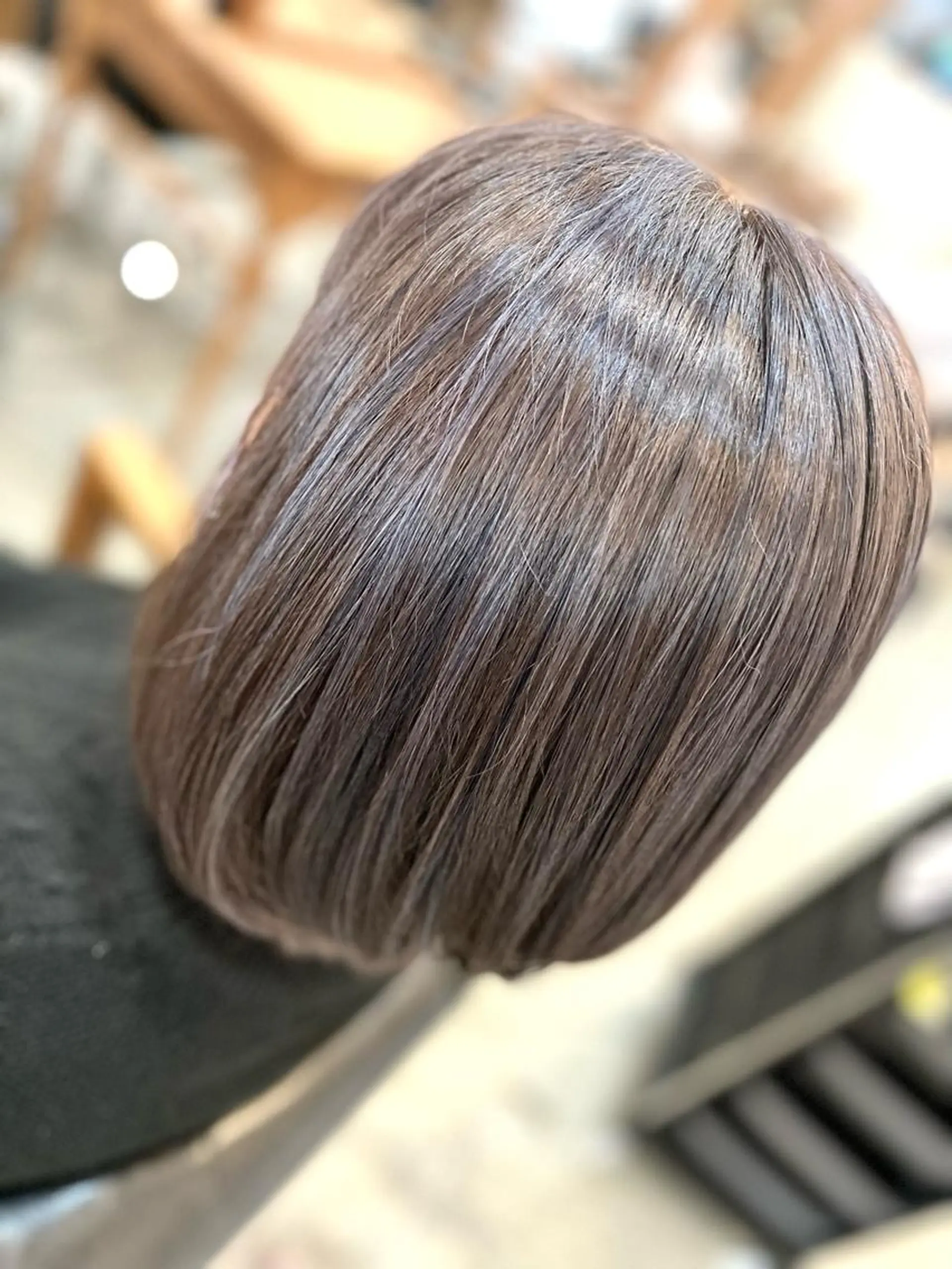 ミディアム カラー ブルーカラー ハイライトカラー パープルカラー ハイライト ヘアカラー トリートメント Style Tのヘアスタイル