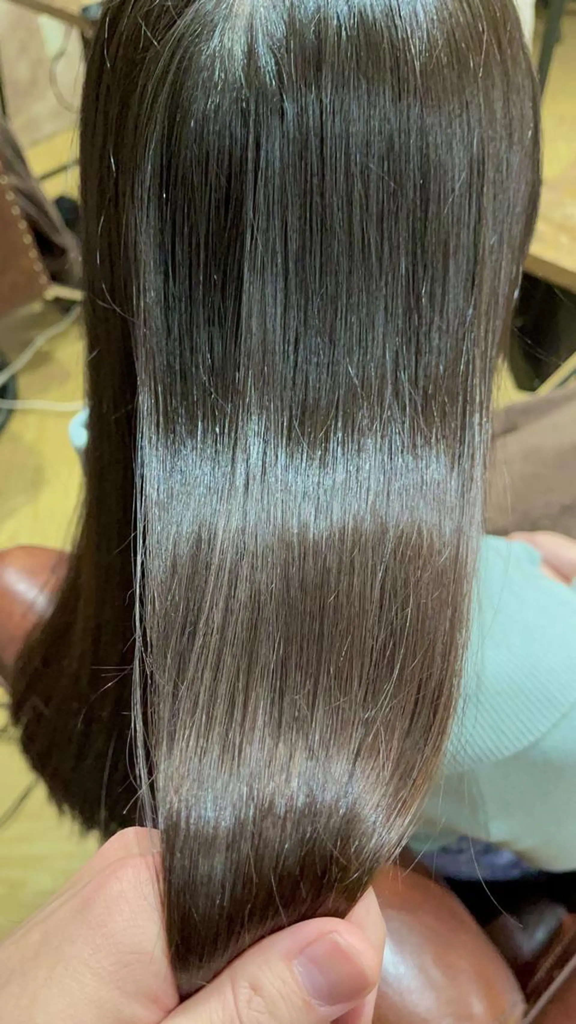 セミロング 縮毛矯正 antica YOSHIのヘアスタイル