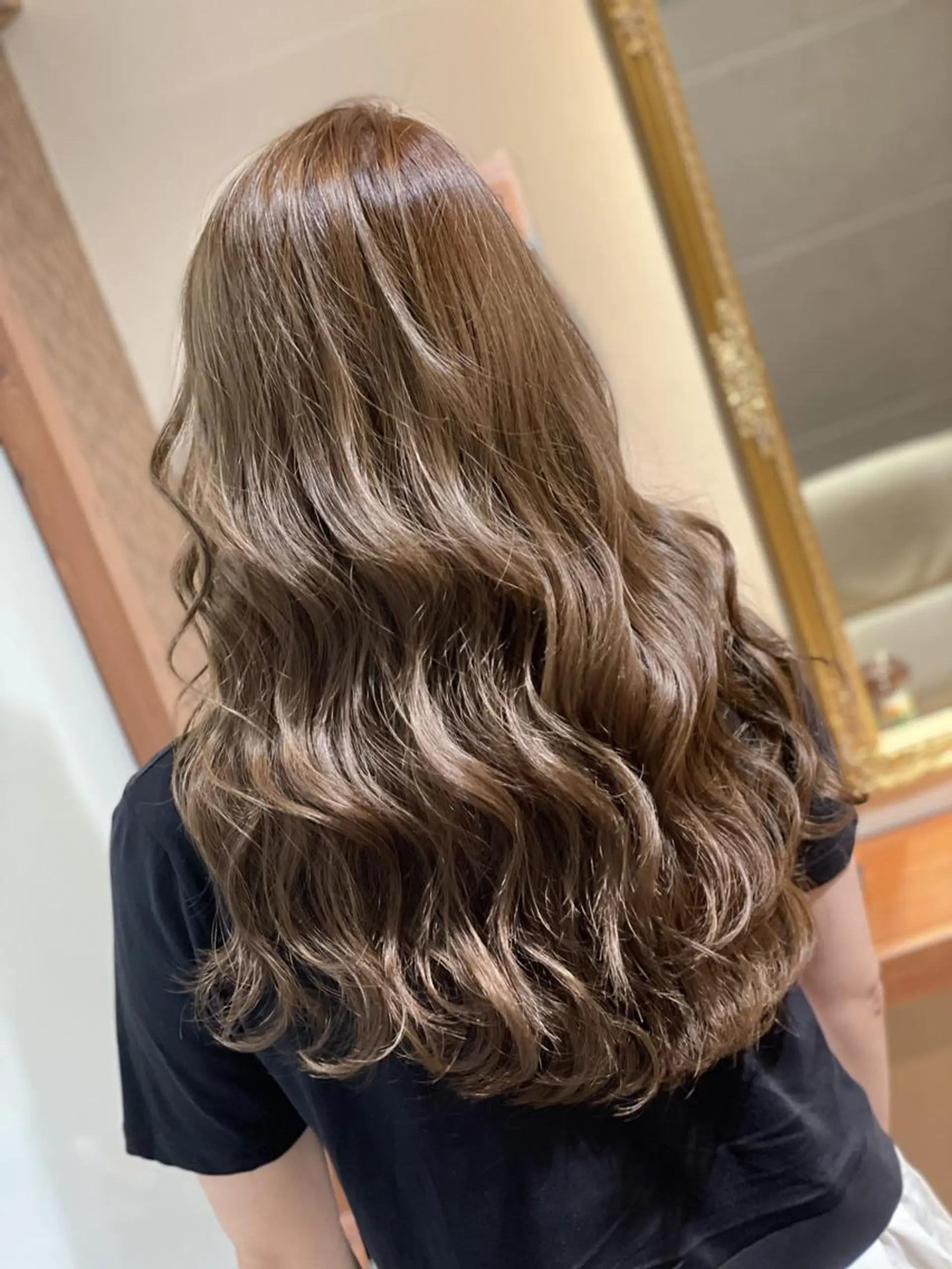 ロング カラー ベージュカラー ダブルカラー ピンクカラー ピンクベージュ カット ヘアカラー トリートメント ハイトーン得意😍 FORのヘアスタイル