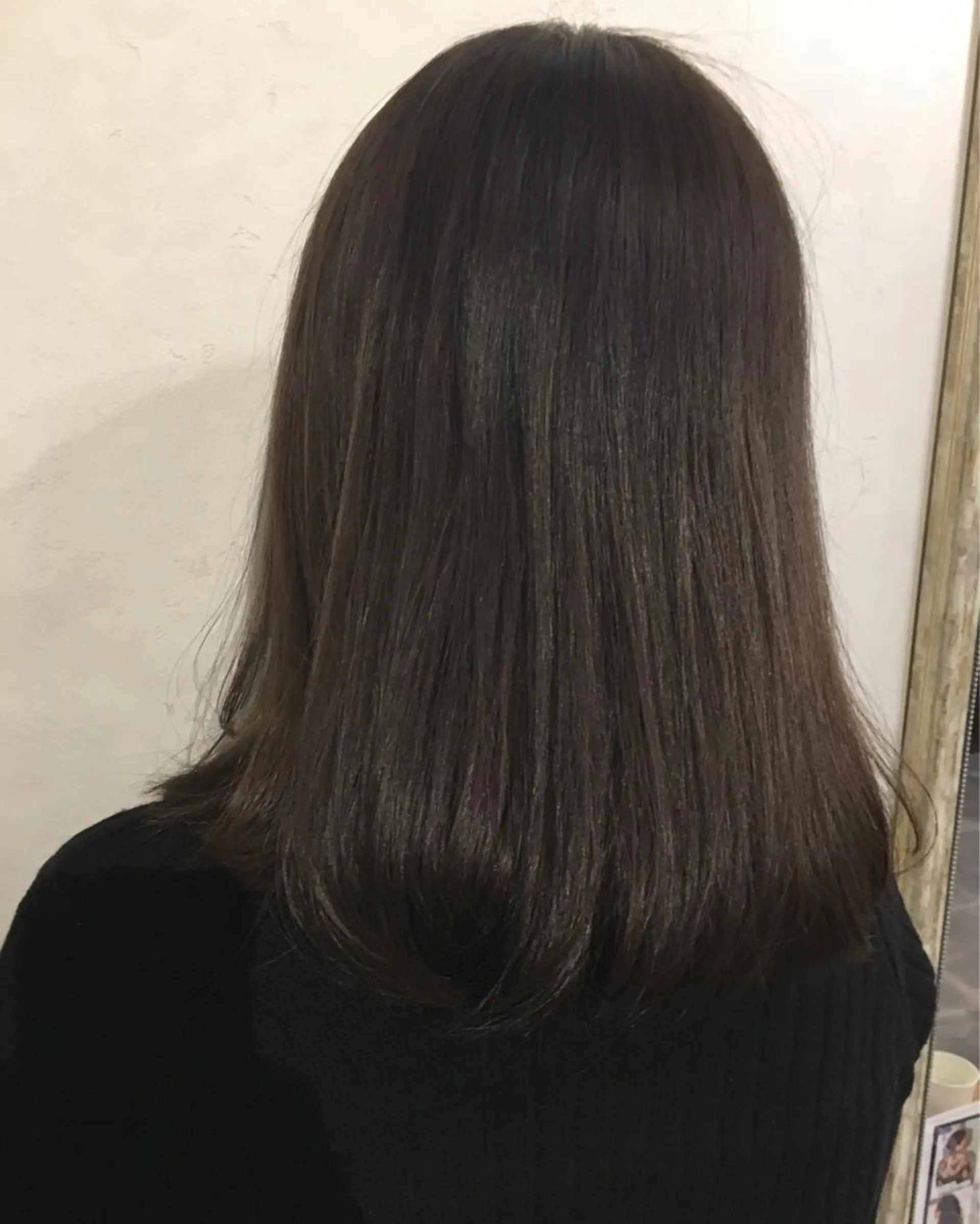 セミロング カラー グレージュ TOWA 野村　コウダイのヘアスタイル