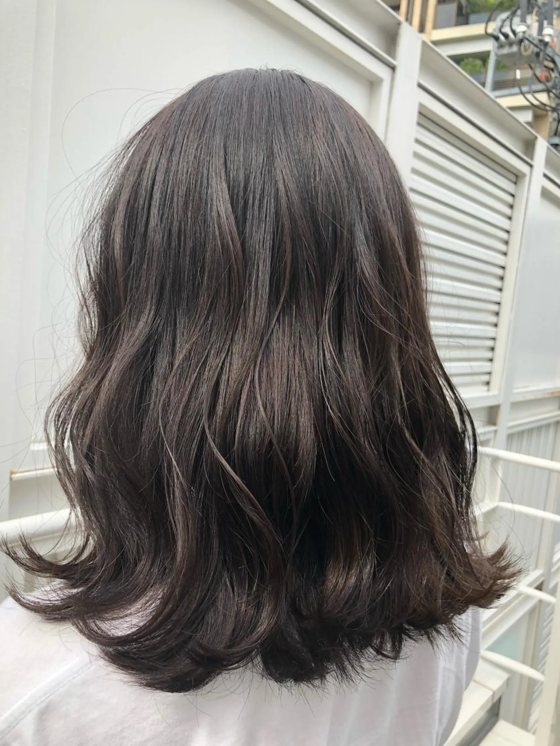 セミロング カラー 遠藤 眞実のヘアスタイル