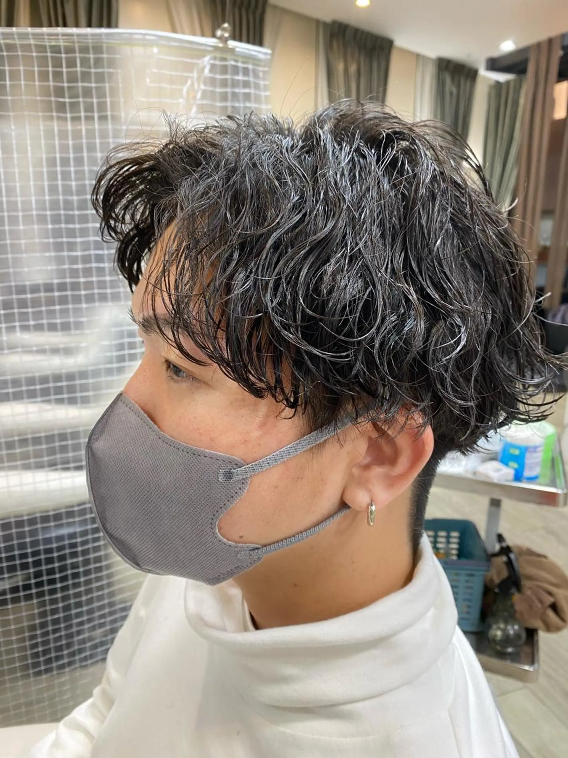 ショート パーマ メンズ メンズパーマ 波巻きパーマ カット パーマ 市川 博紀 副店長のヘアスタイル