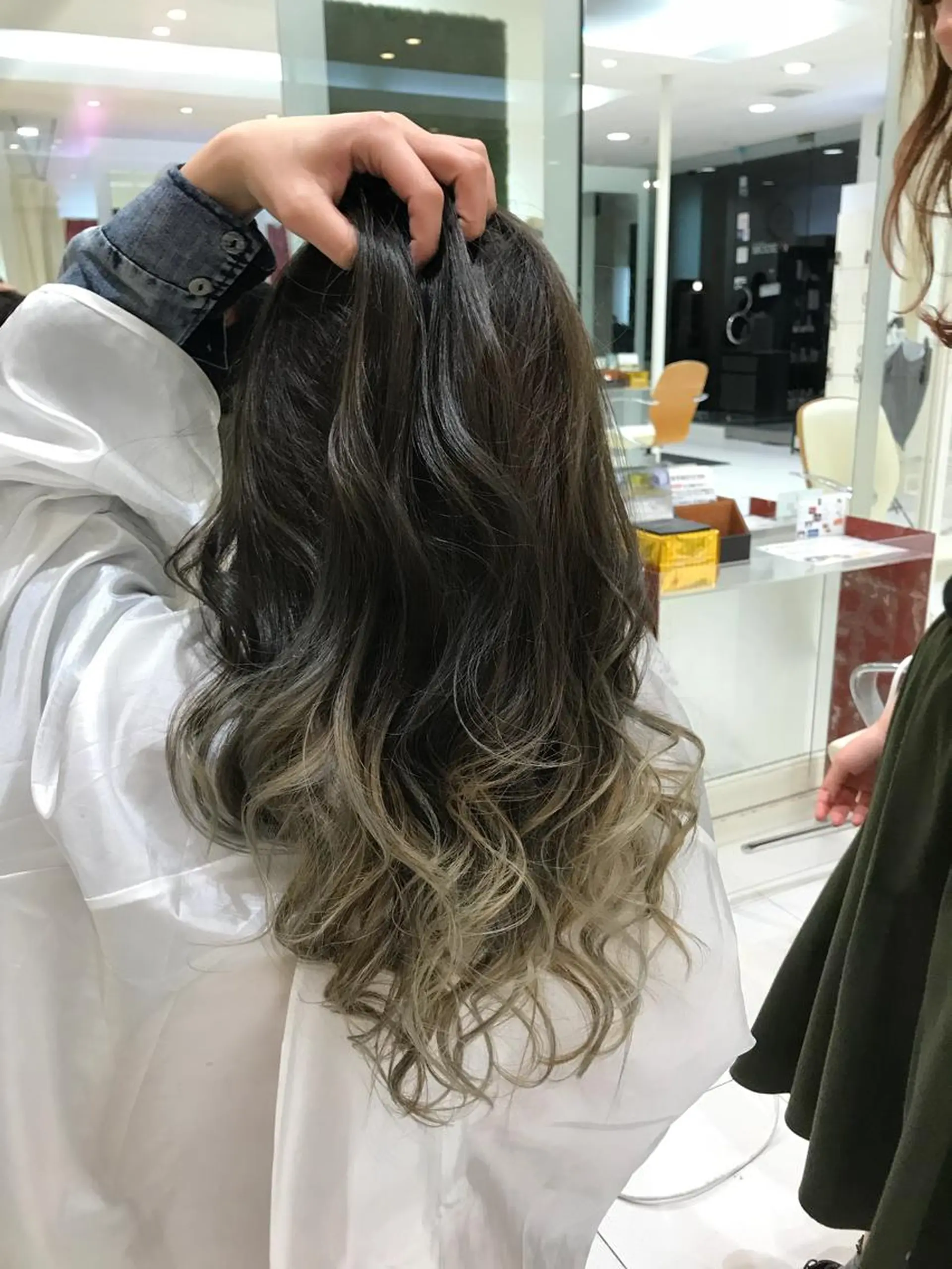 ミディアム 前原 正弥のヘアスタイル