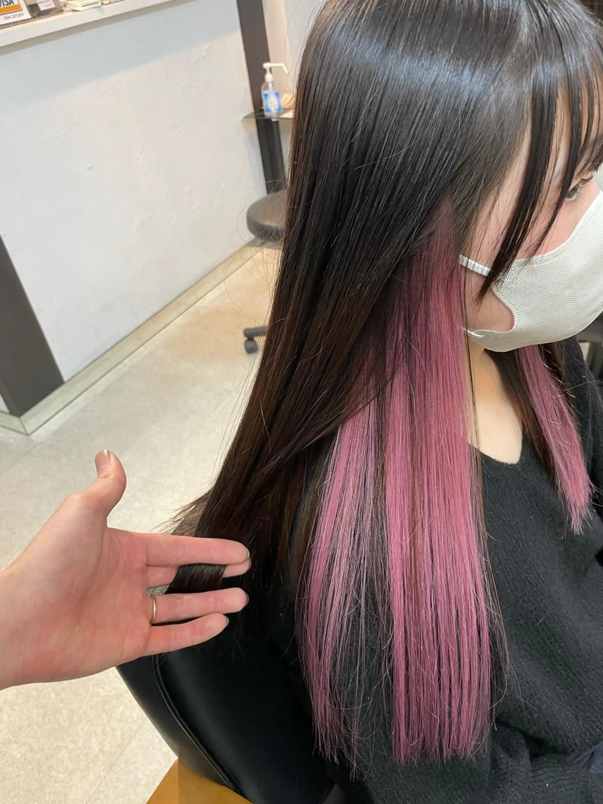 セミロング カット ヘアカラー トリートメント 坪井 拓海のヘアスタイル
