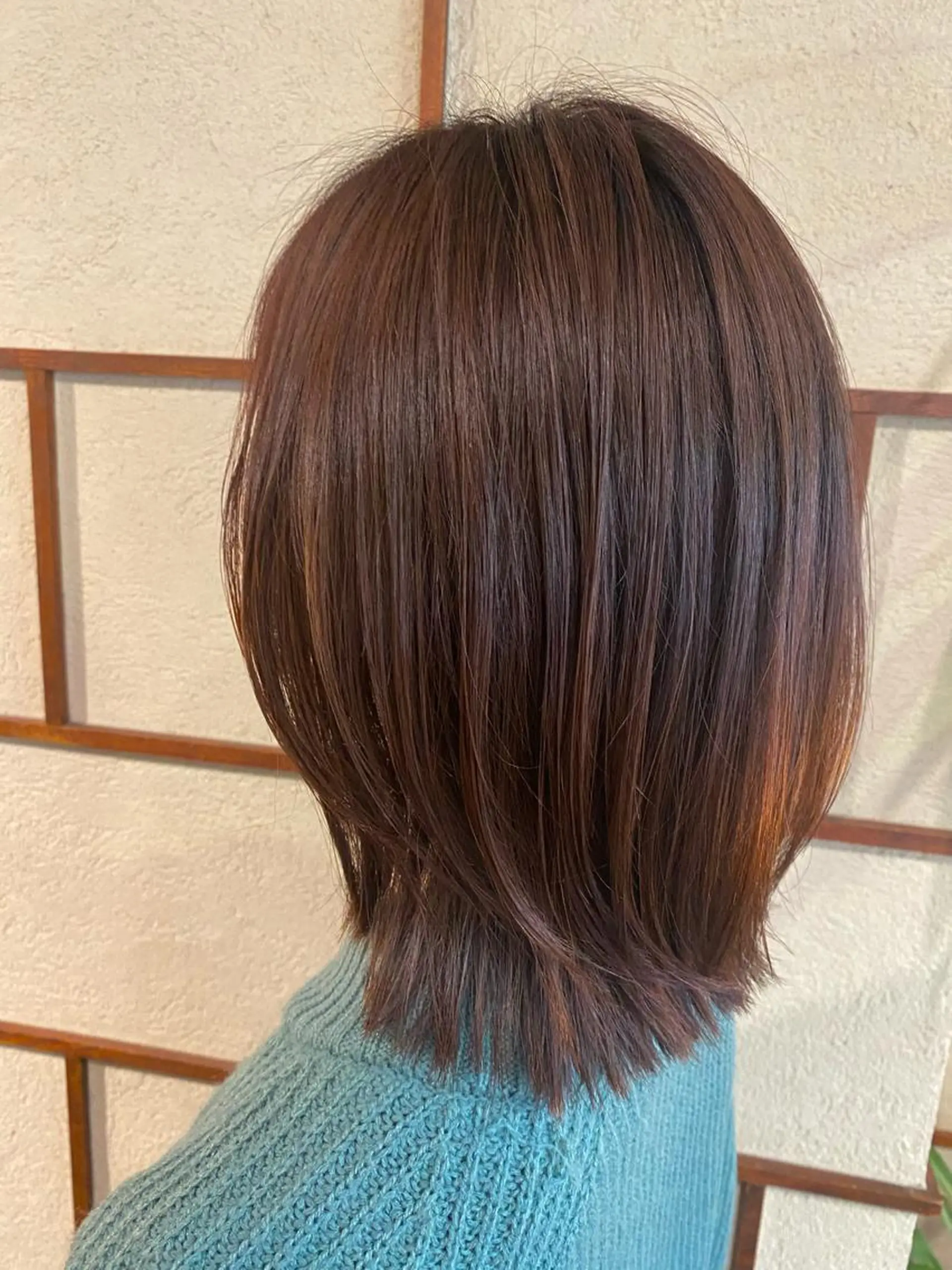 ミディアム 白井 雅美のヘアスタイル