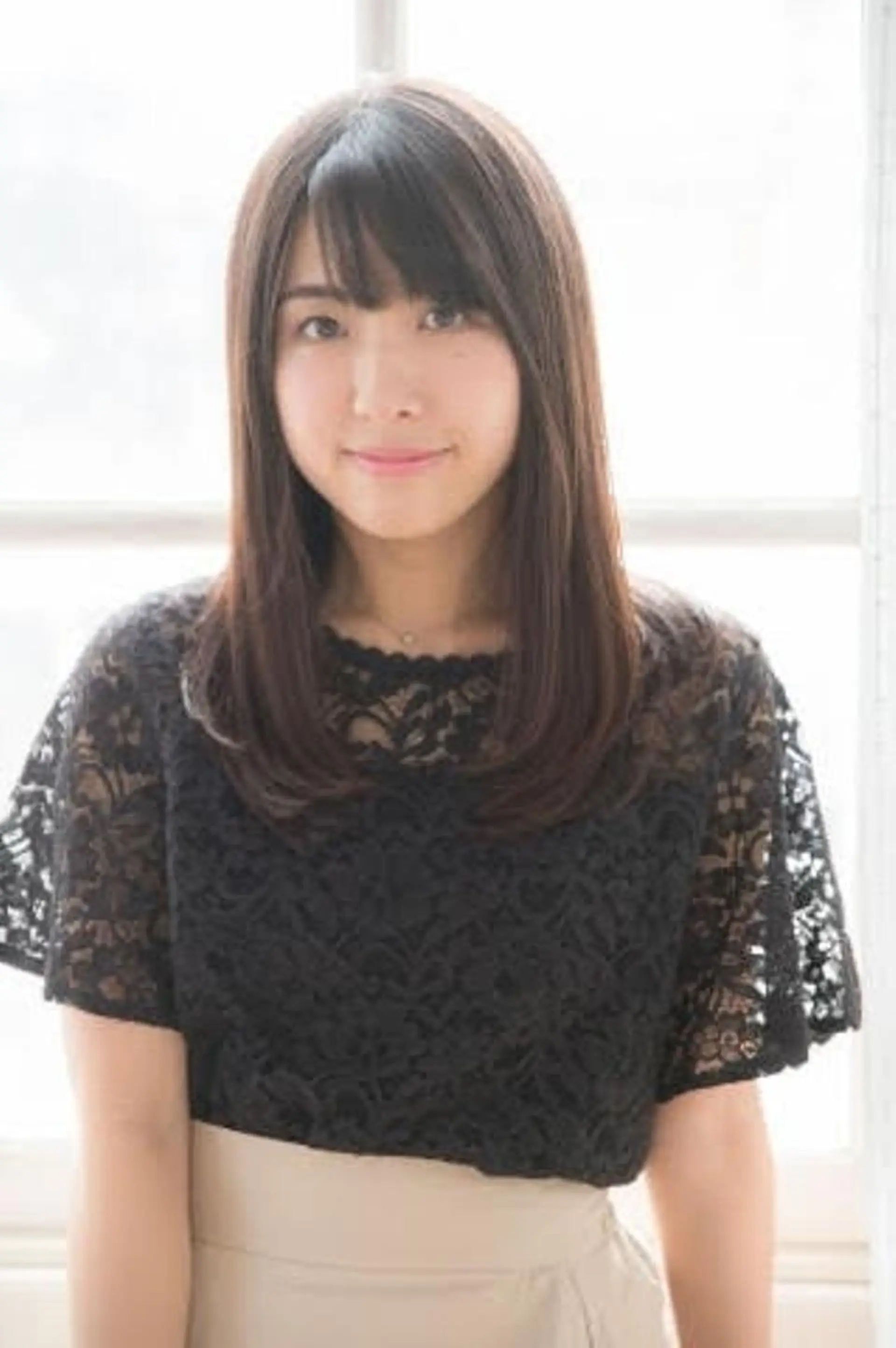 ロング カラー alushe 岡 陽子のヘアスタイル
