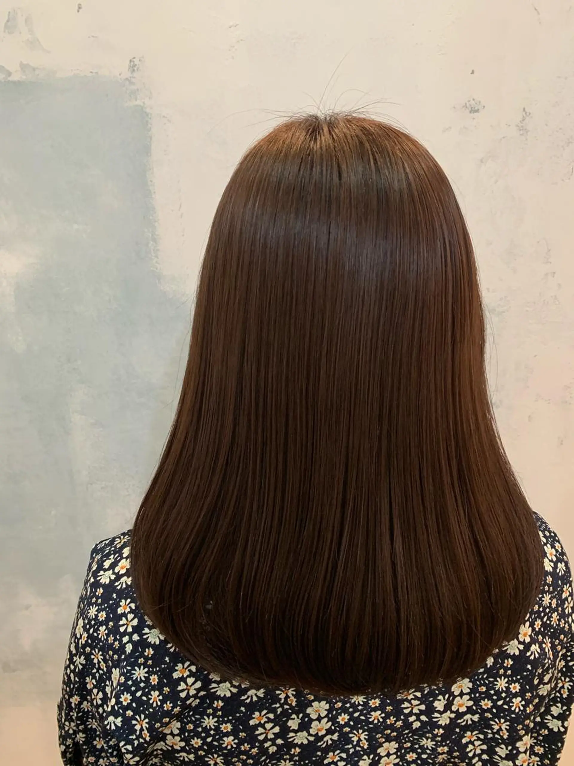 ミディアム カラー ブラウンカラー ナチュラルブラウン カット ヘアカラー トリートメント 🍑艶髪✖️暖色系 ✨momoka🍑のヘアスタイル