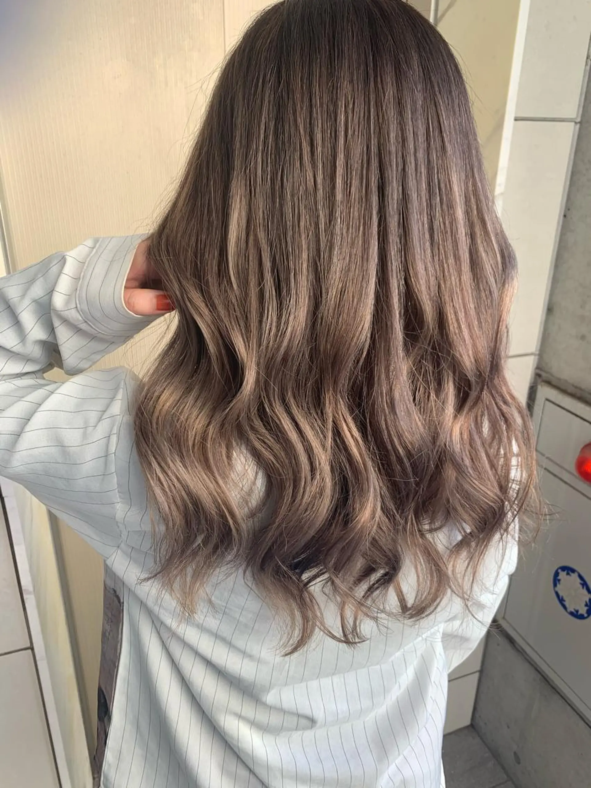 ロング カラー グラデーションカラー ヘアカラー トリートメント 恵比寿/ブリーチ/ 髪質改善/フミヤのヘアスタイル