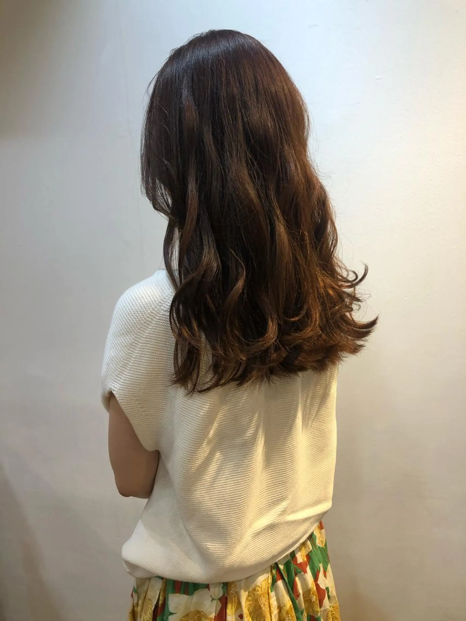 ロング カラー ヘアカラー トリートメント あずまぐち めぐみのヘアスタイル