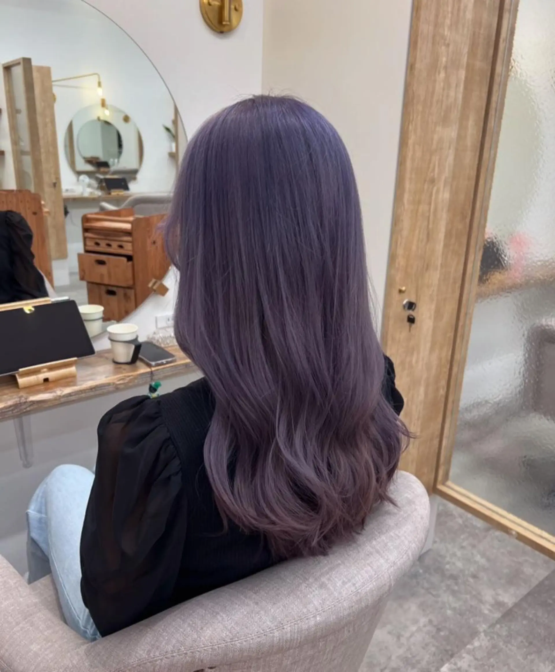 ロング カラー ブリーチ ラベンダーカラー Seina セイナのヘアスタイル