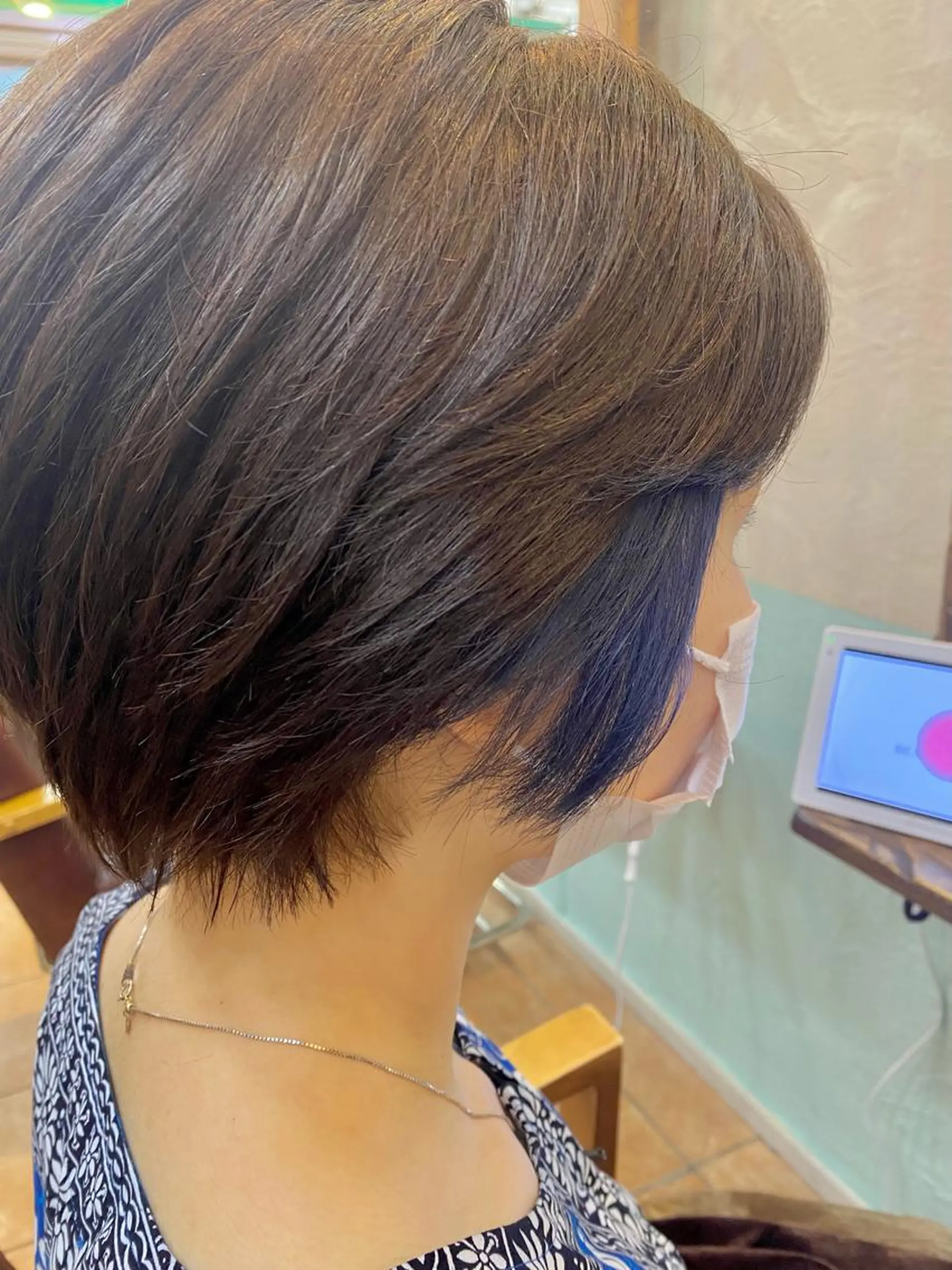 ショート ヘアカラー トリートメント 🎀ブリーチなし 透明感🎀yuhiのヘアスタイル