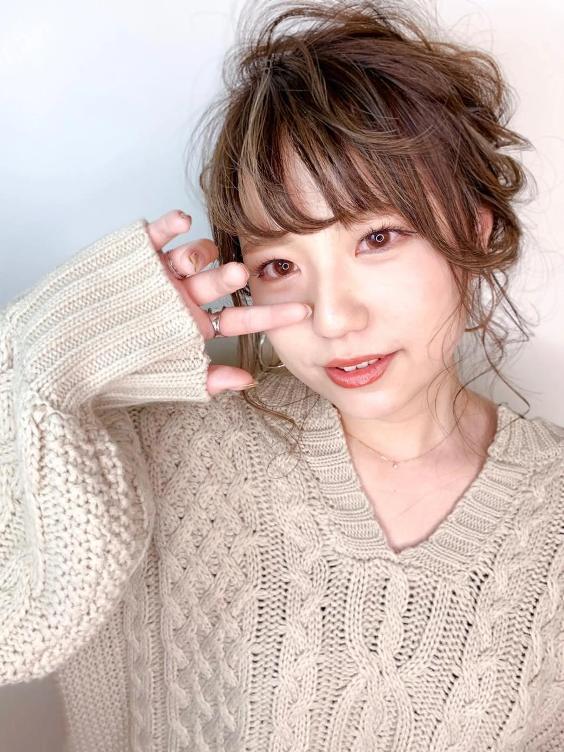 セミロング カラー ヘアアレンジ 伊藤 裕貴のヘアスタイル