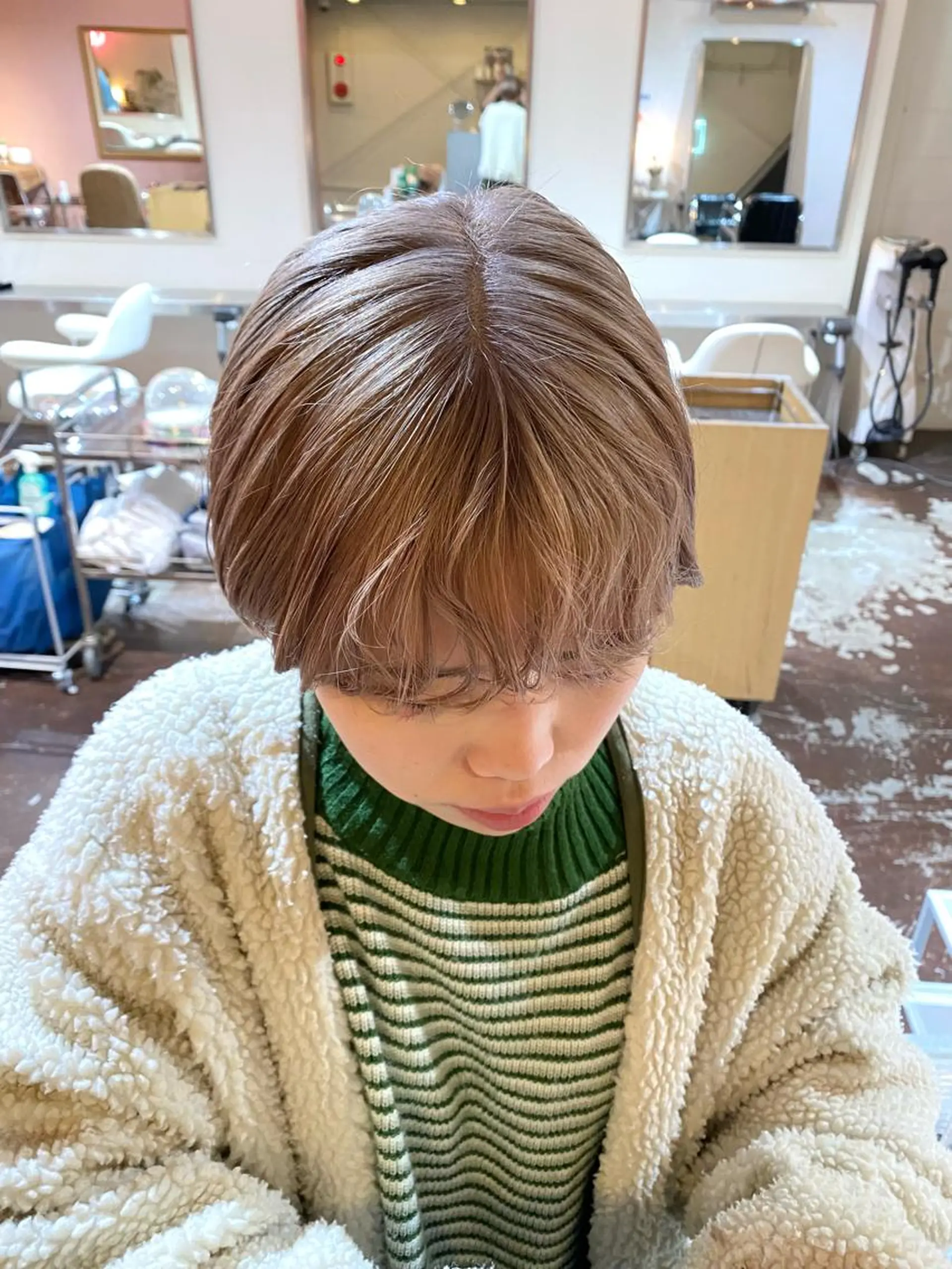 カラー iru所属・mi kiのヘアスタイル
