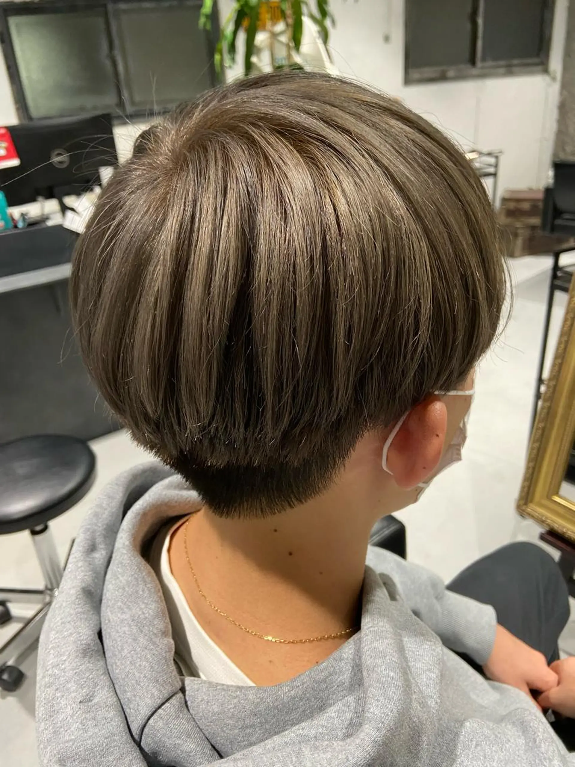カラー メンズ ベージュカラー ミルクティーベージュ 💎inc市川南口店 フクイ　ニイナ💎のヘアスタイル