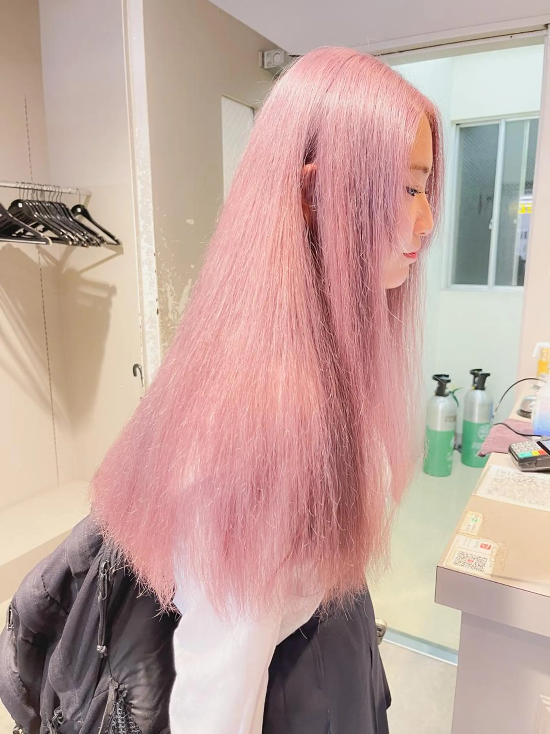 ロング カラー カット ヘアカラー トリートメント 🌈ハイトーン×暗髪 🦄TAKUMI🦄のヘアスタイル