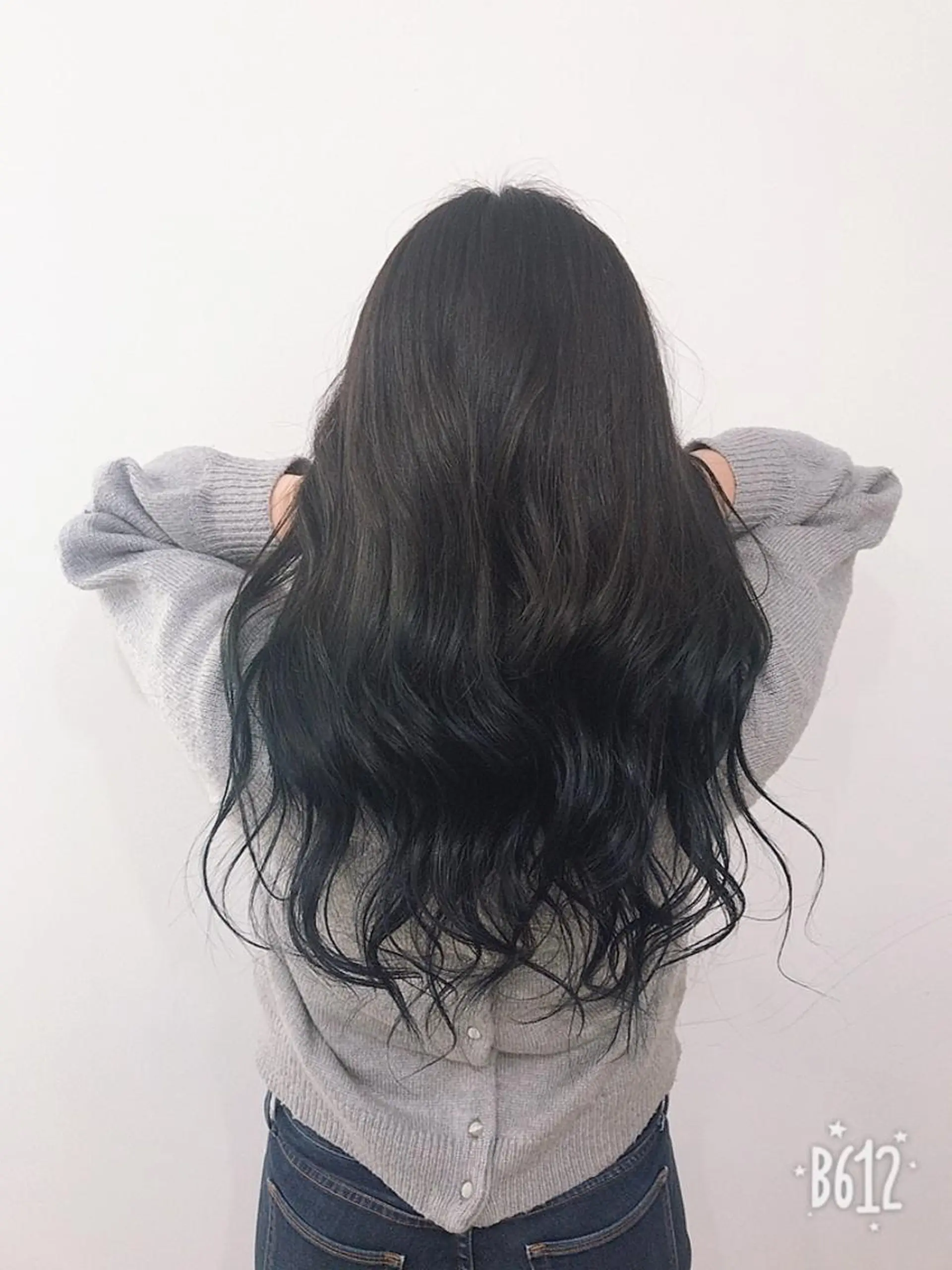 ロング カラー ブルーカラー グラデーションカラー グレージュ 相武台ショート特化 💐川崎希💐のヘアスタイル