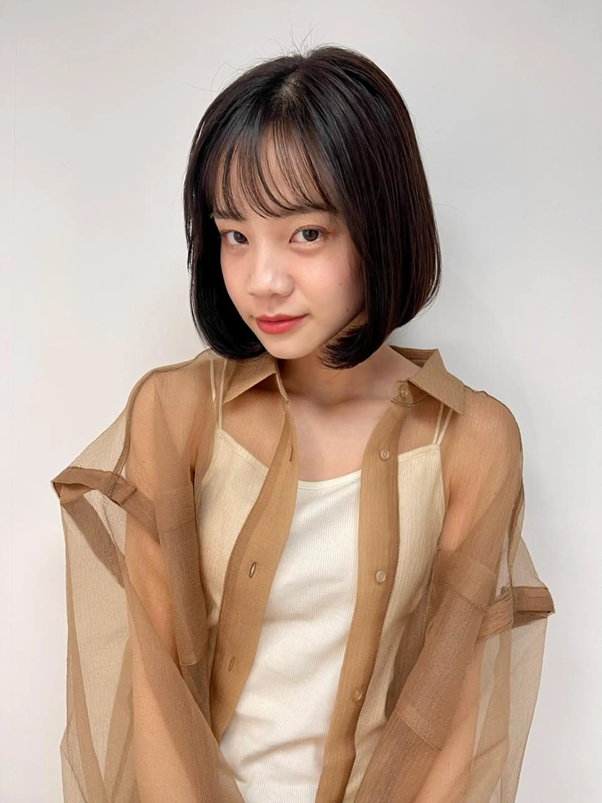 ミディアム タンバルモリ カット 韓国🩵海外ヘア 宮川華奈のヘアスタイル