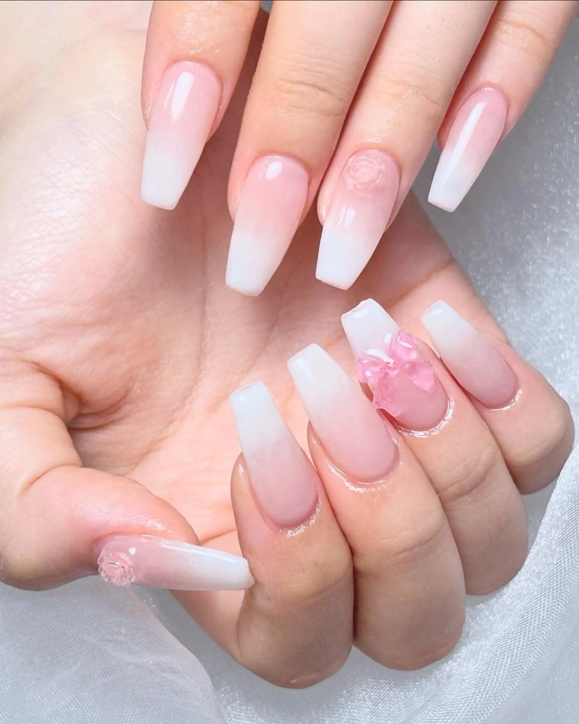 ネイル ハンドネイル 🩵Yun nail Salon 🩵のネイルデザイン