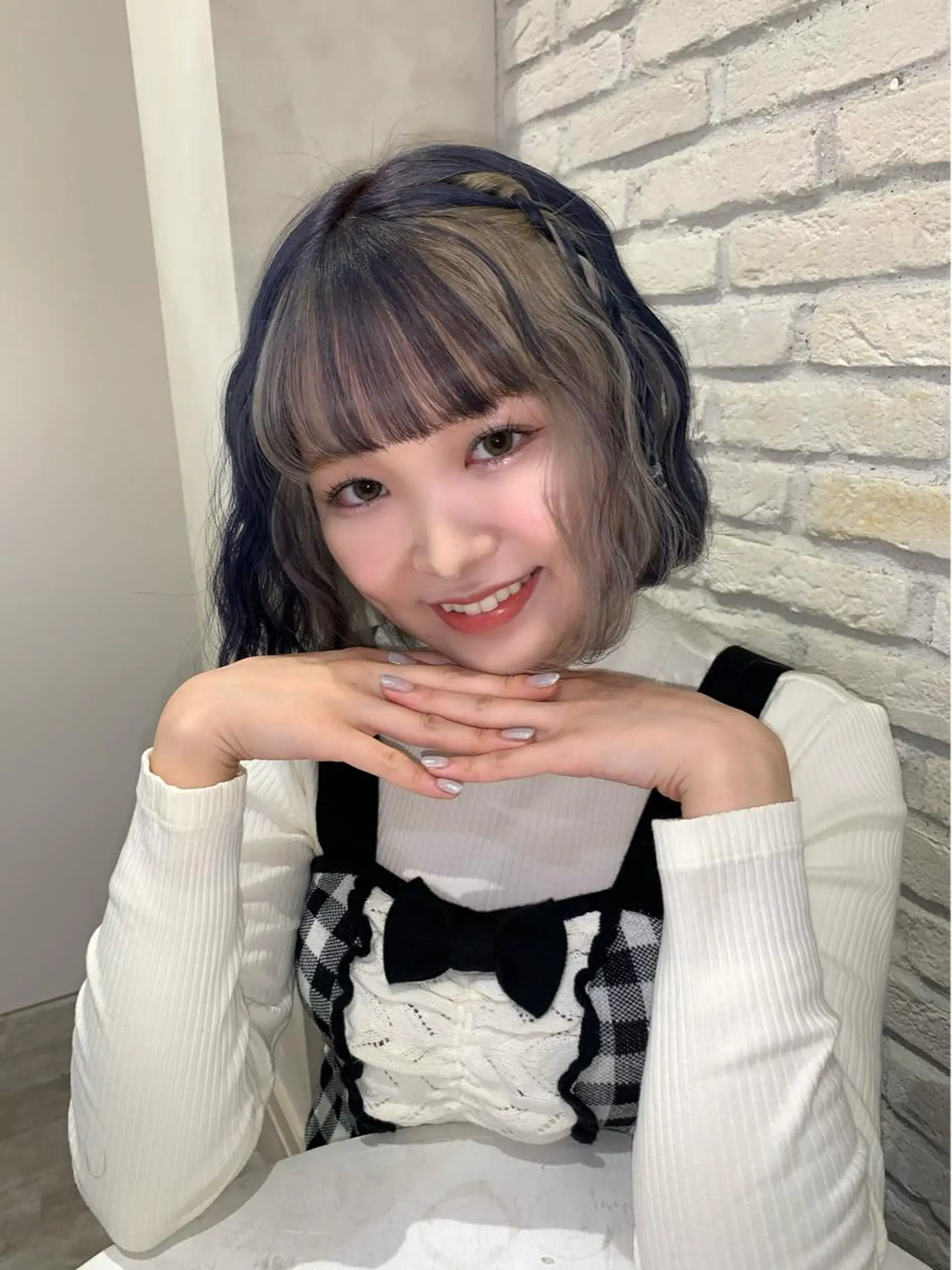 ミディアム カット ヘアカラー トリートメント 🖤横浜ハイトーン /ケアブリーチ🖤のヘアスタイル