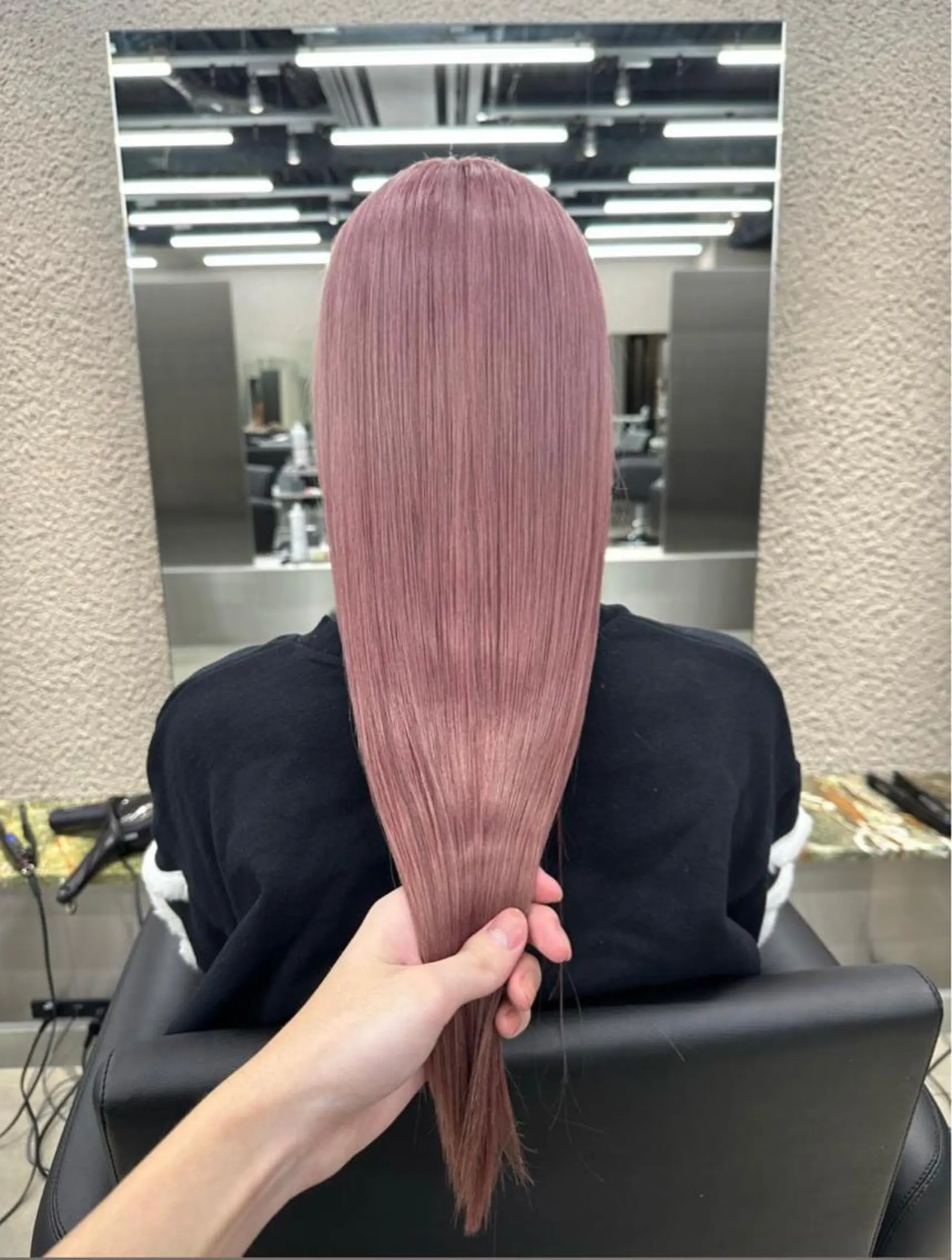 ロング カラー ブリーチ レイヤーカット トリートメント ハイトーン/ 縮毛矯正のヘアスタイル