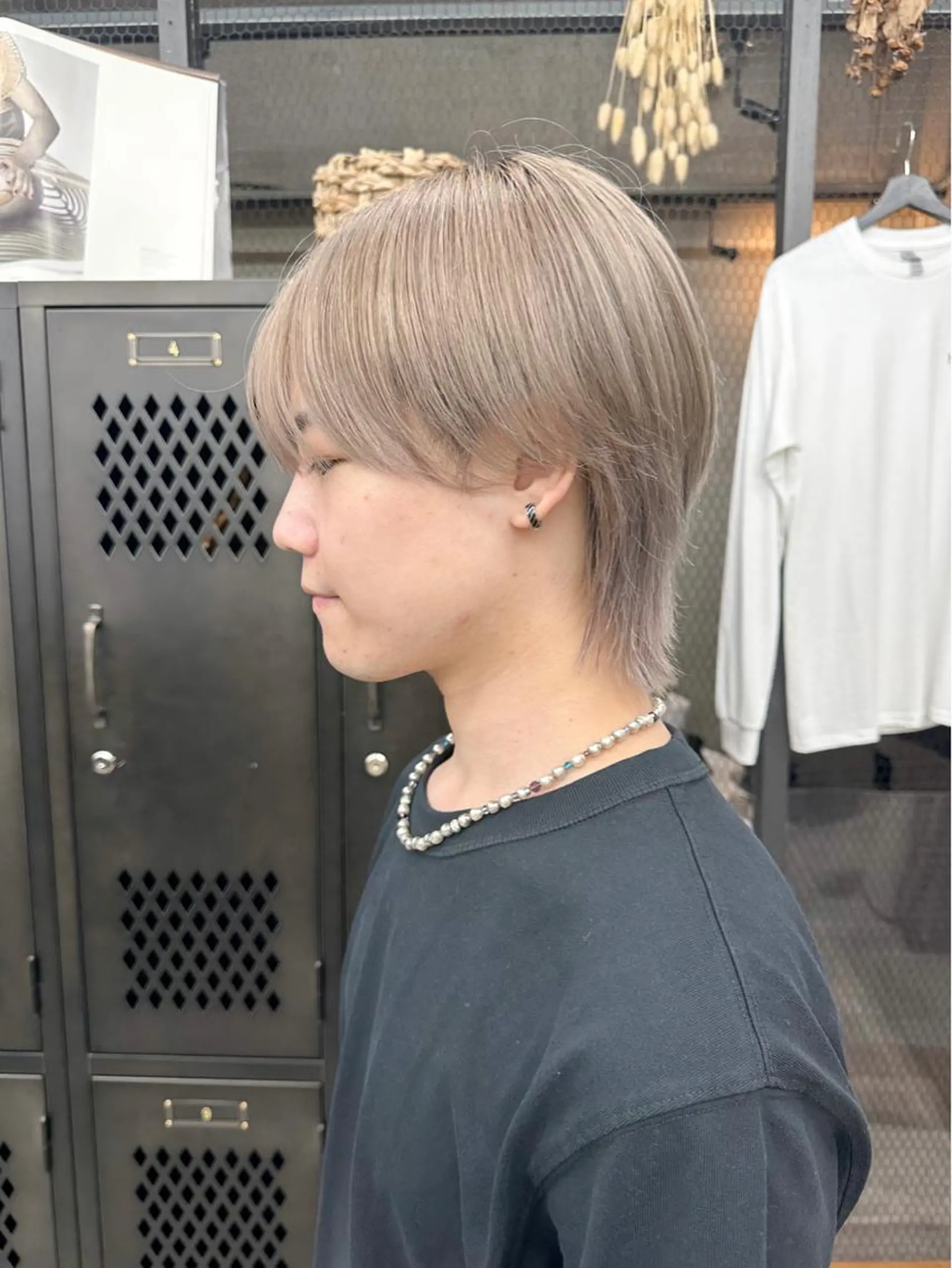 ミディアム カラー ヘアアレンジ メンズ マッシュウルフ マッシュ メンズウルフカット ベージュカラー ウルフカット メンズ特化 🦋KANOKO🦋のヘアスタイル